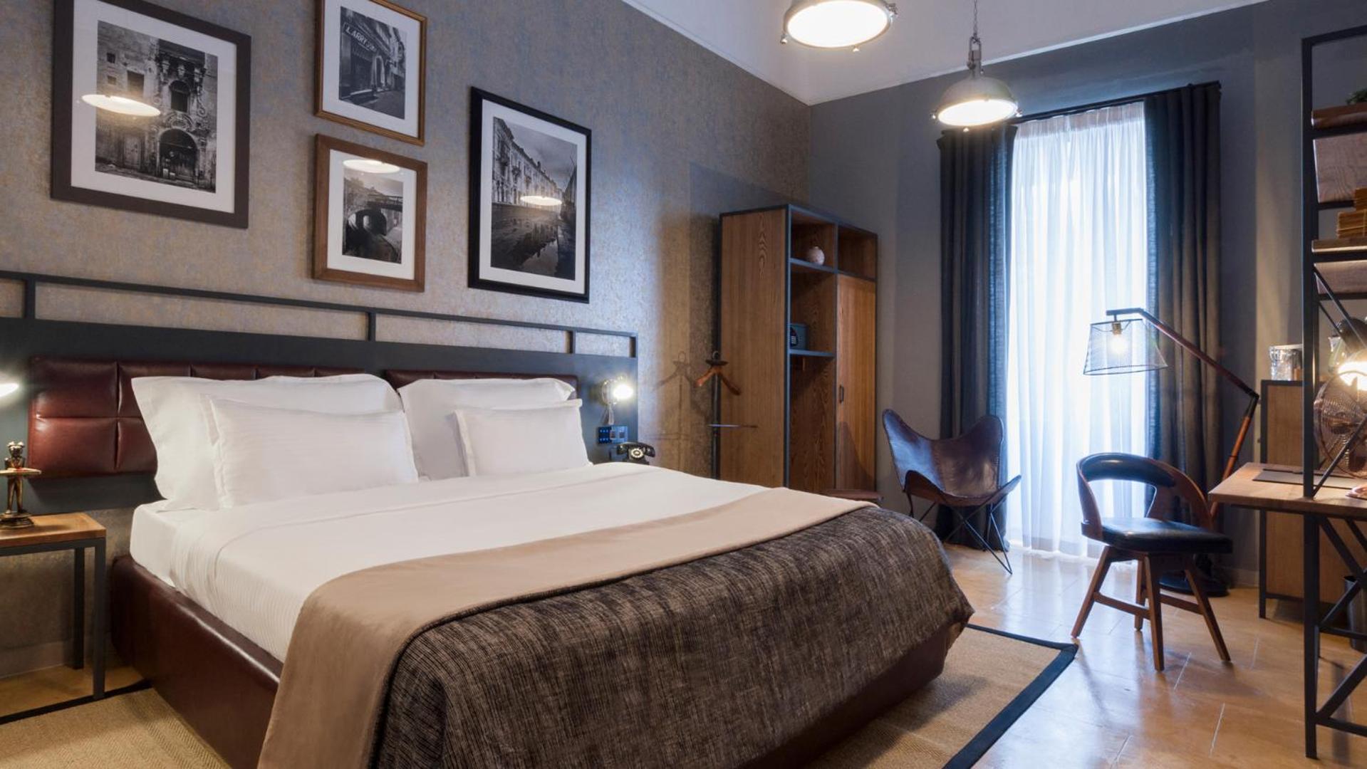 Deluxe Double or Twin Room