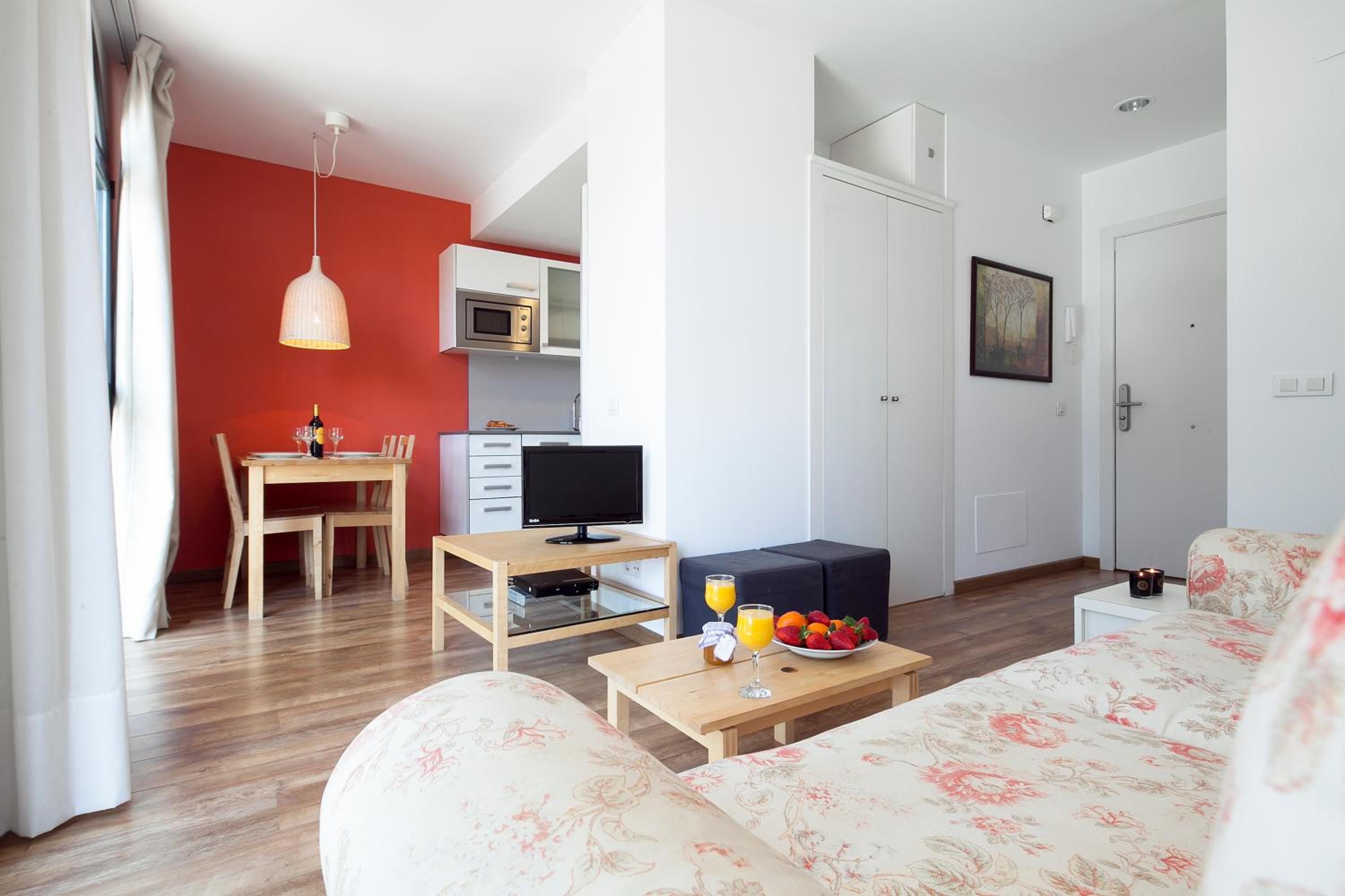 Apartamento de 2 habitaciones con 2 baños.