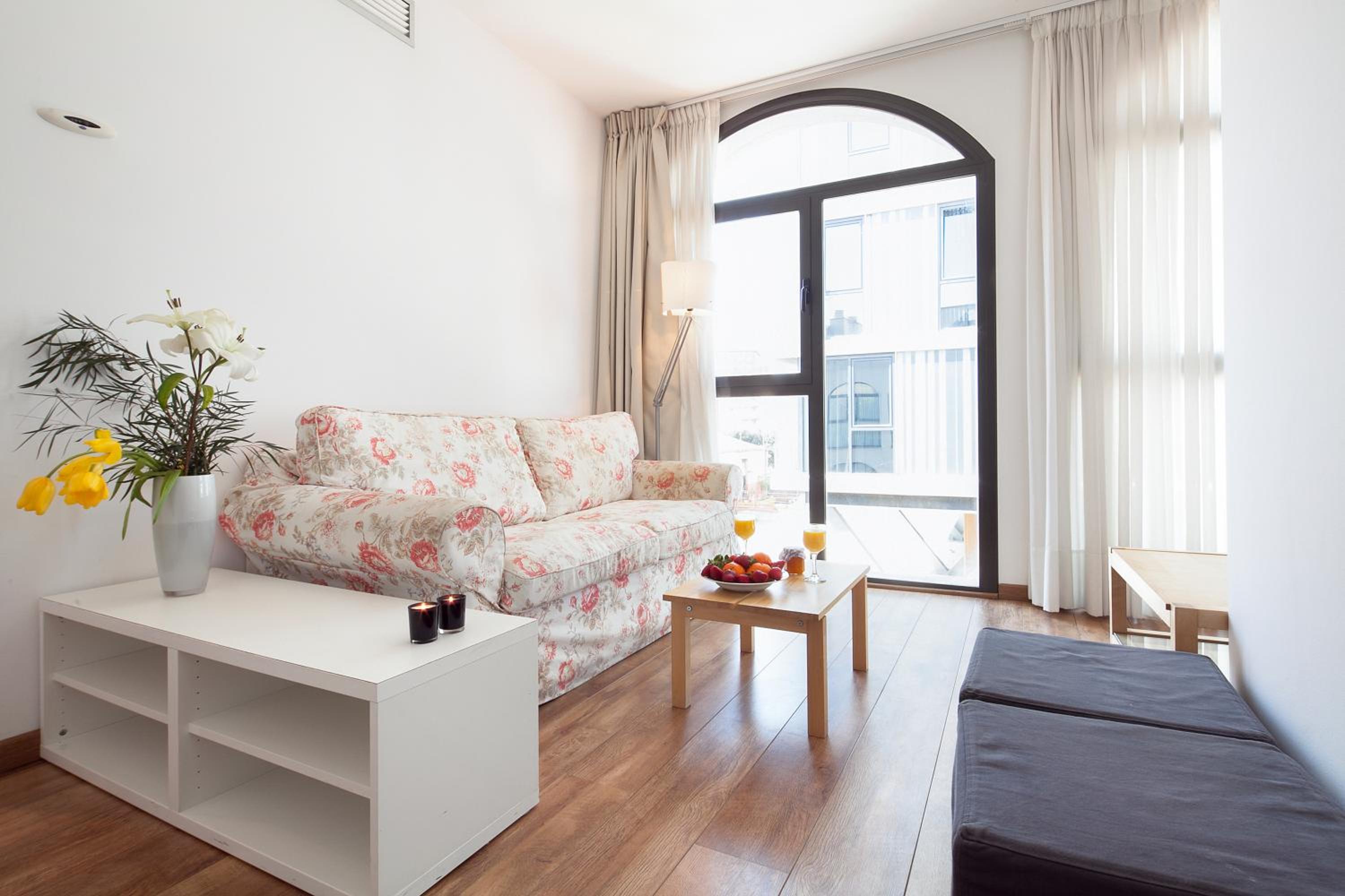 2 Bedroom Apartment with 2 bathrooms photo 3