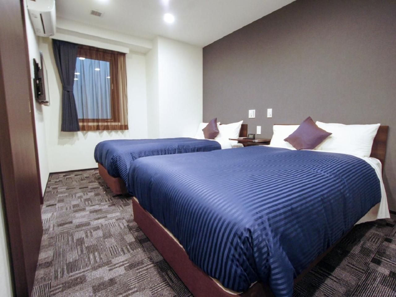 Standard Twin Room - Non-Smoking photo 2