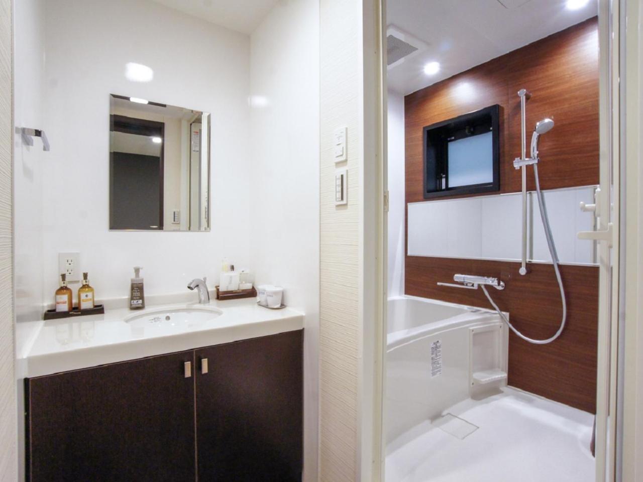 Standard Twin Room - Non-Smoking photo 3