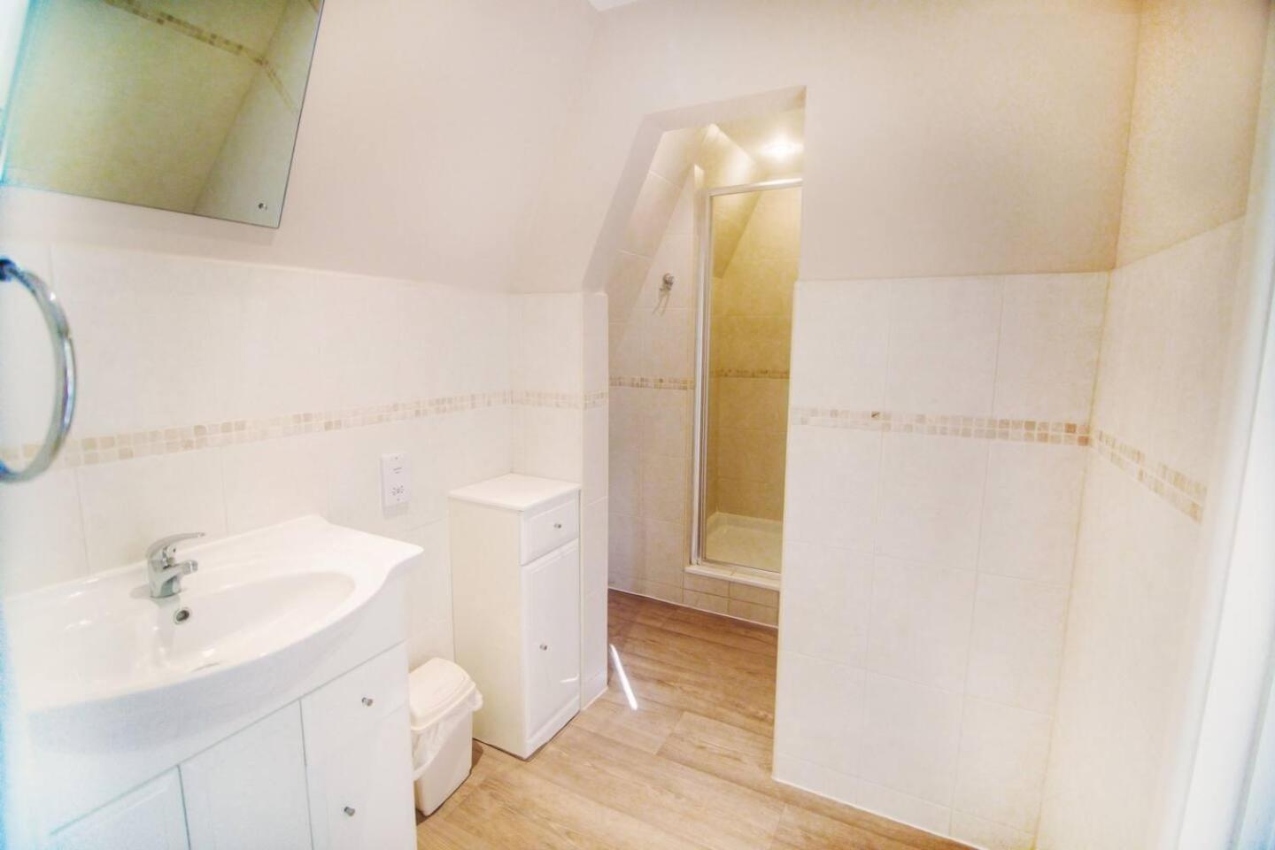 Two-Bedroom House photo 2