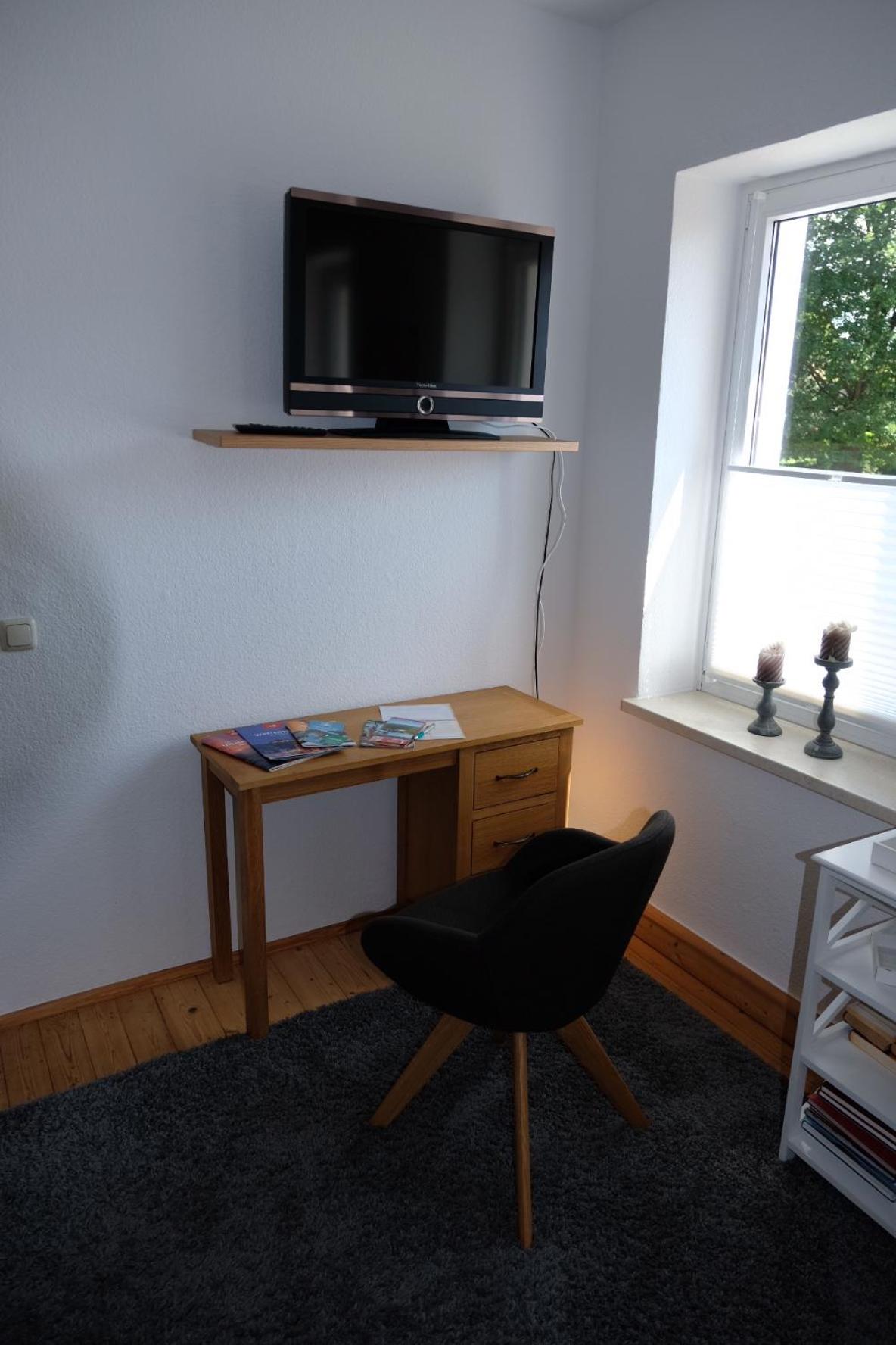 Two-Bedroom Apartment photo 2