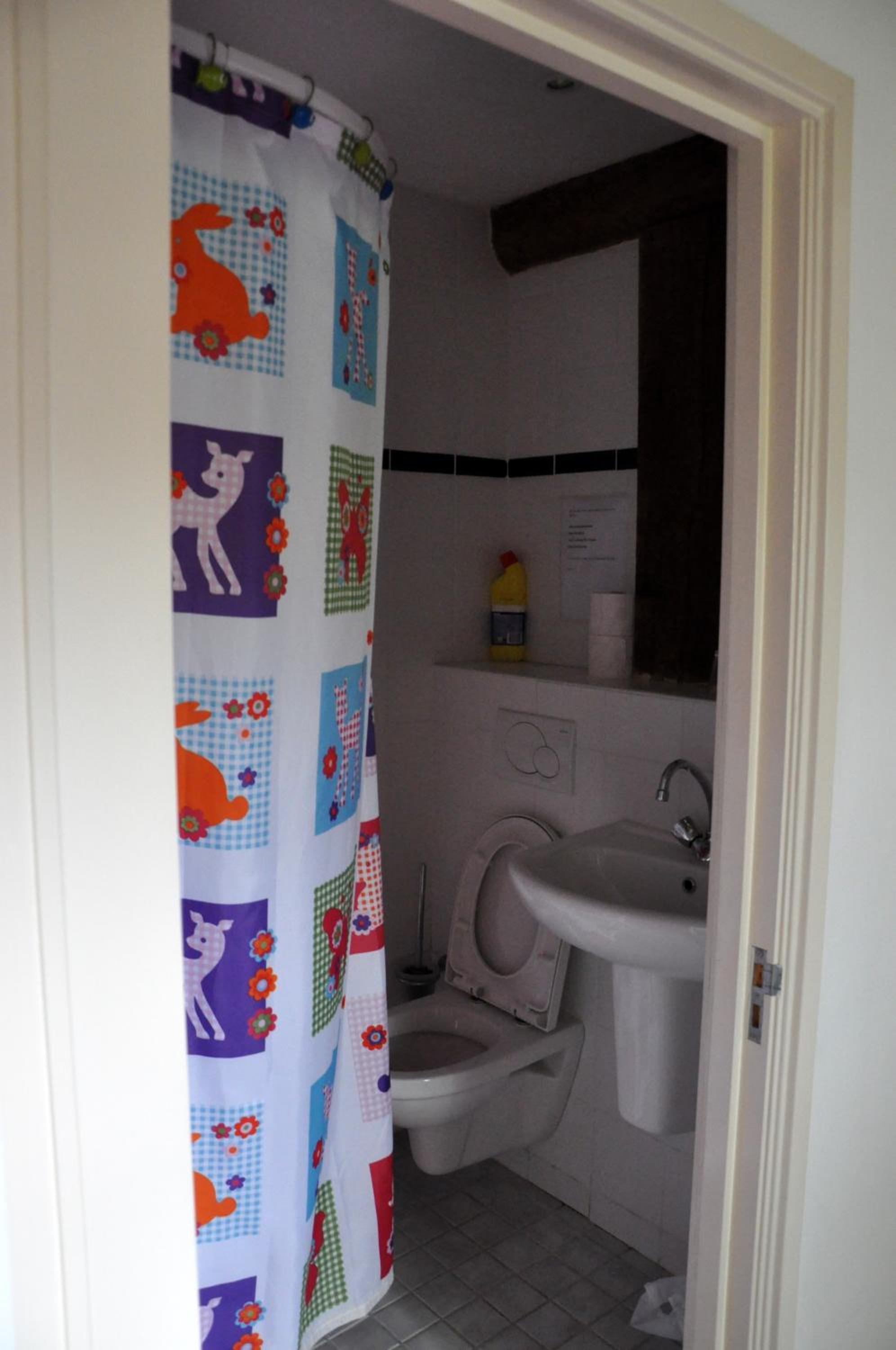 Two-Bedroom Apartment - Photo 5