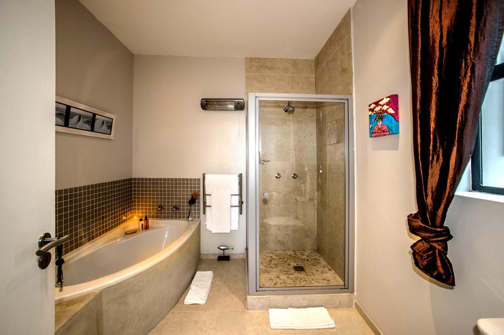Luxury Studio with Balcony with Seaview photo 3
