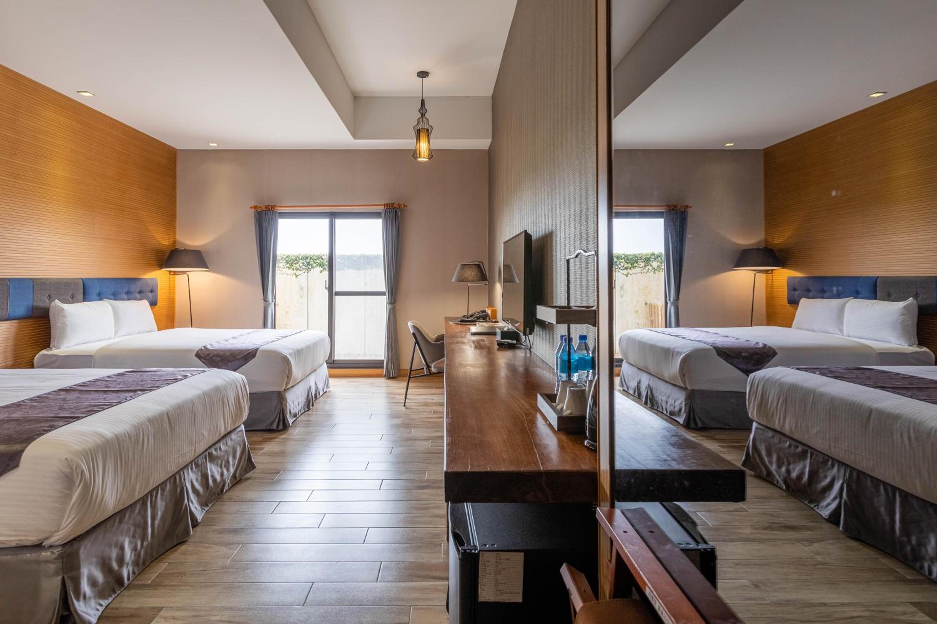 Standard Quadruple Room photo 2