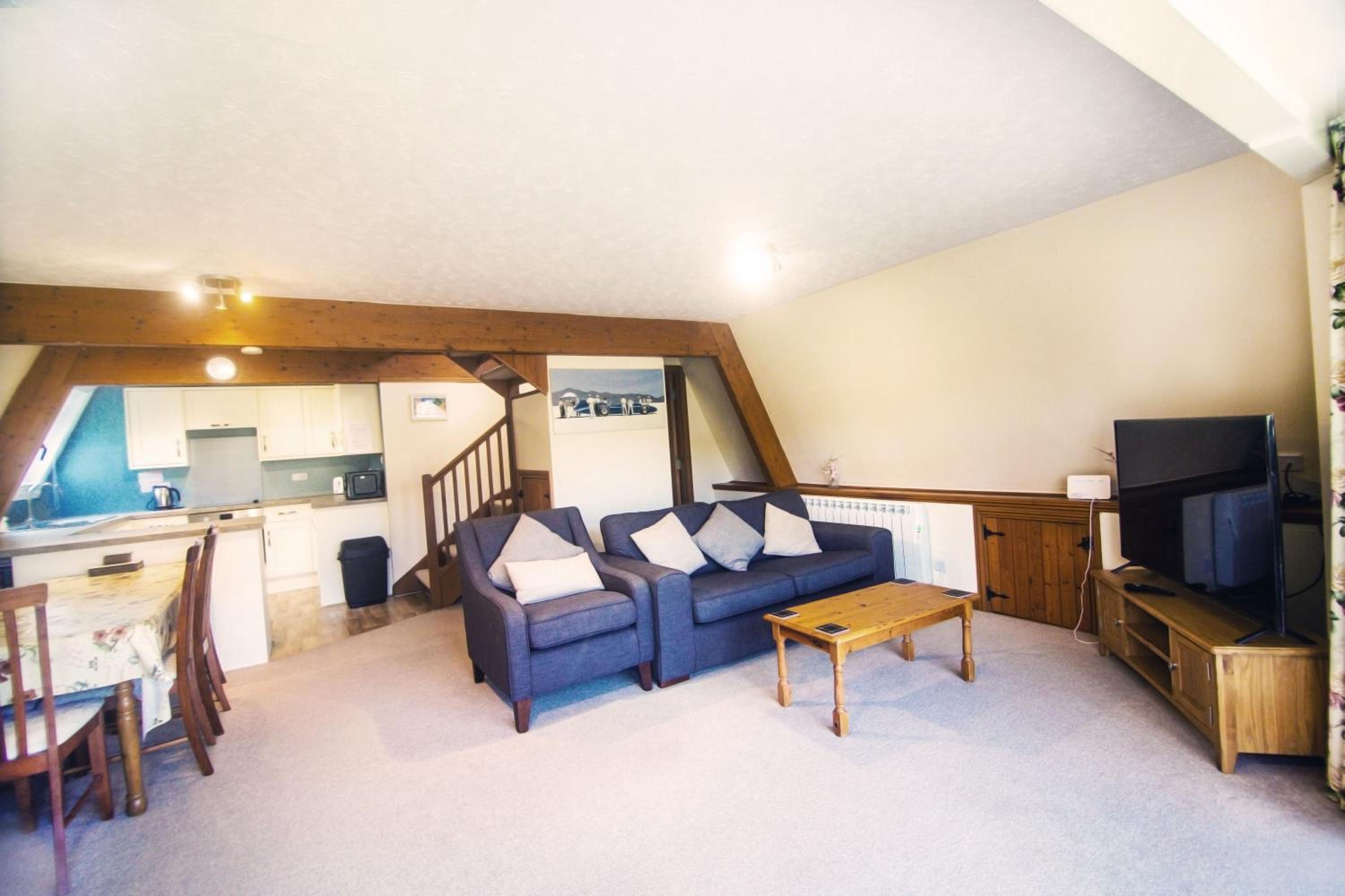 Three-Bedroom House photo 1