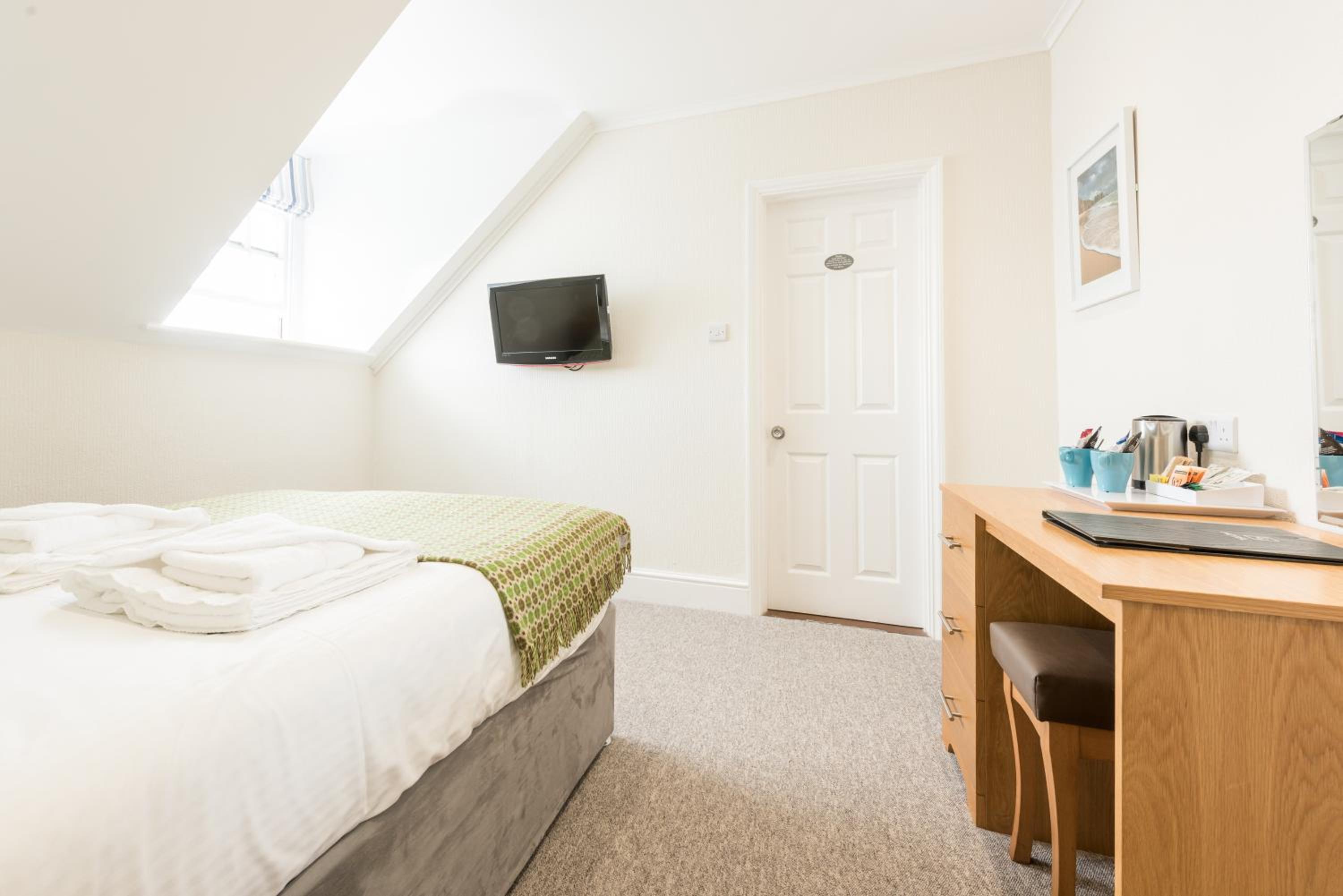 Standard Double Room photo 2
