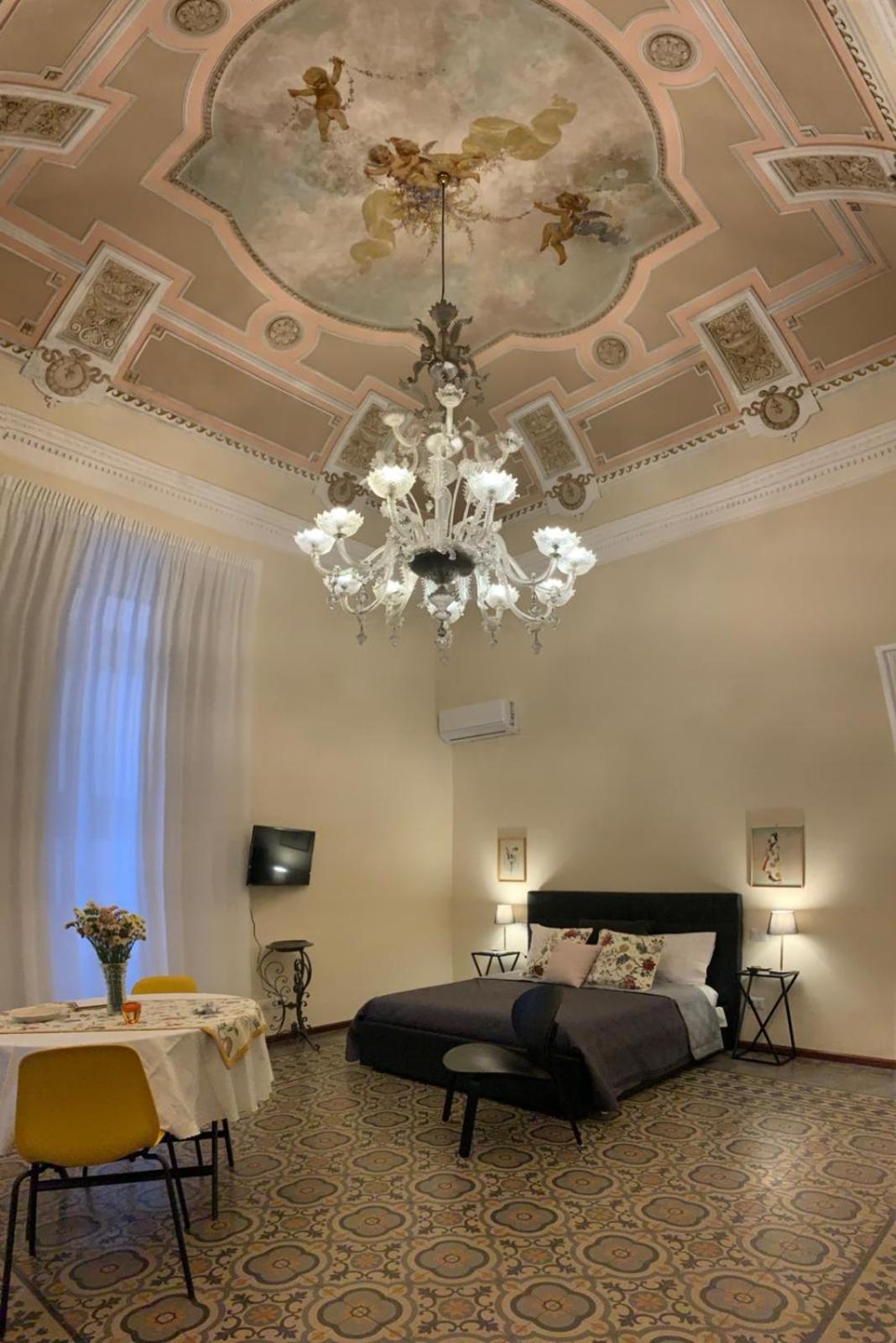 Deluxe Double Room with Balcony photo 1