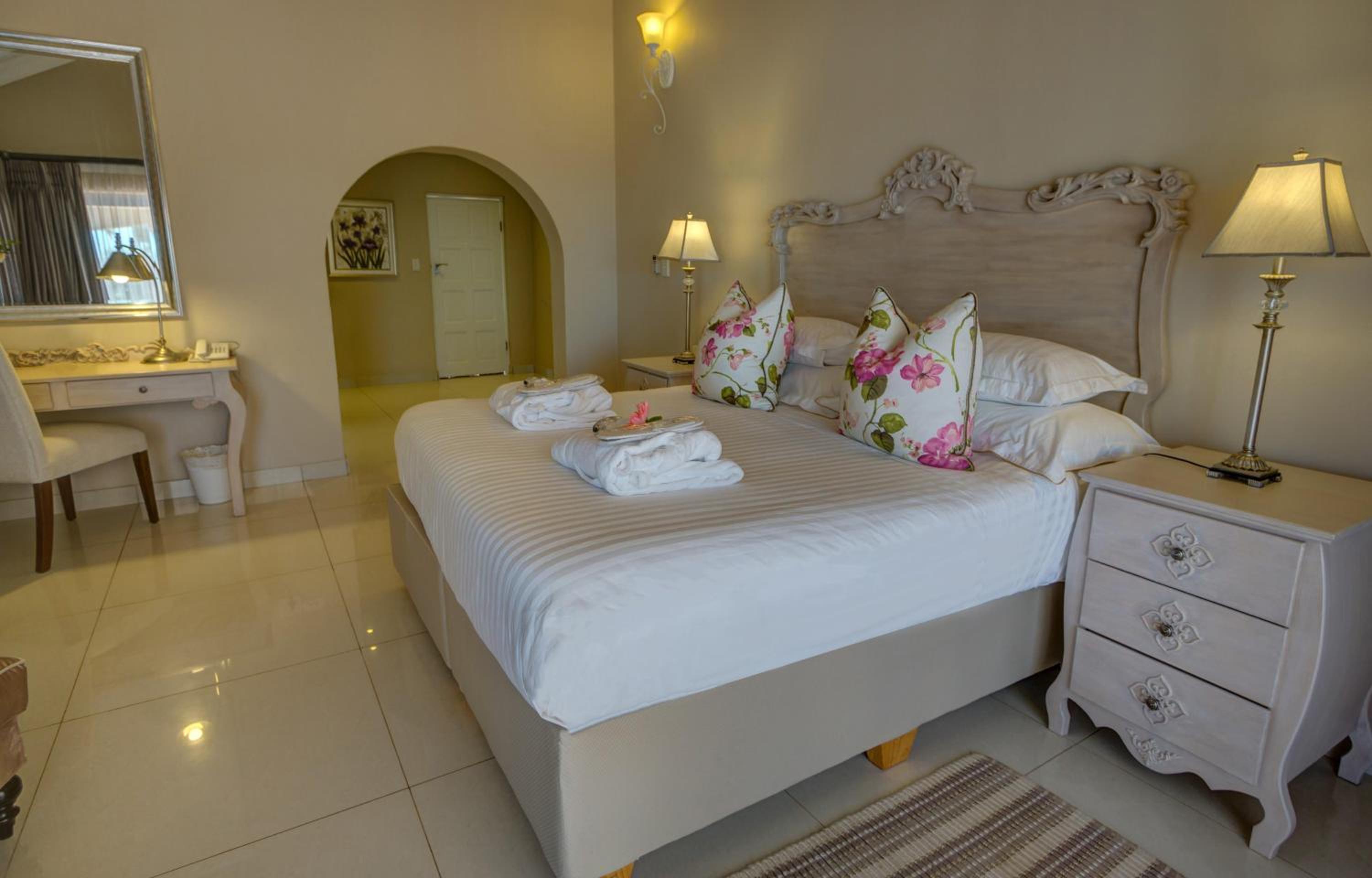 Suite with Garden View photo 1