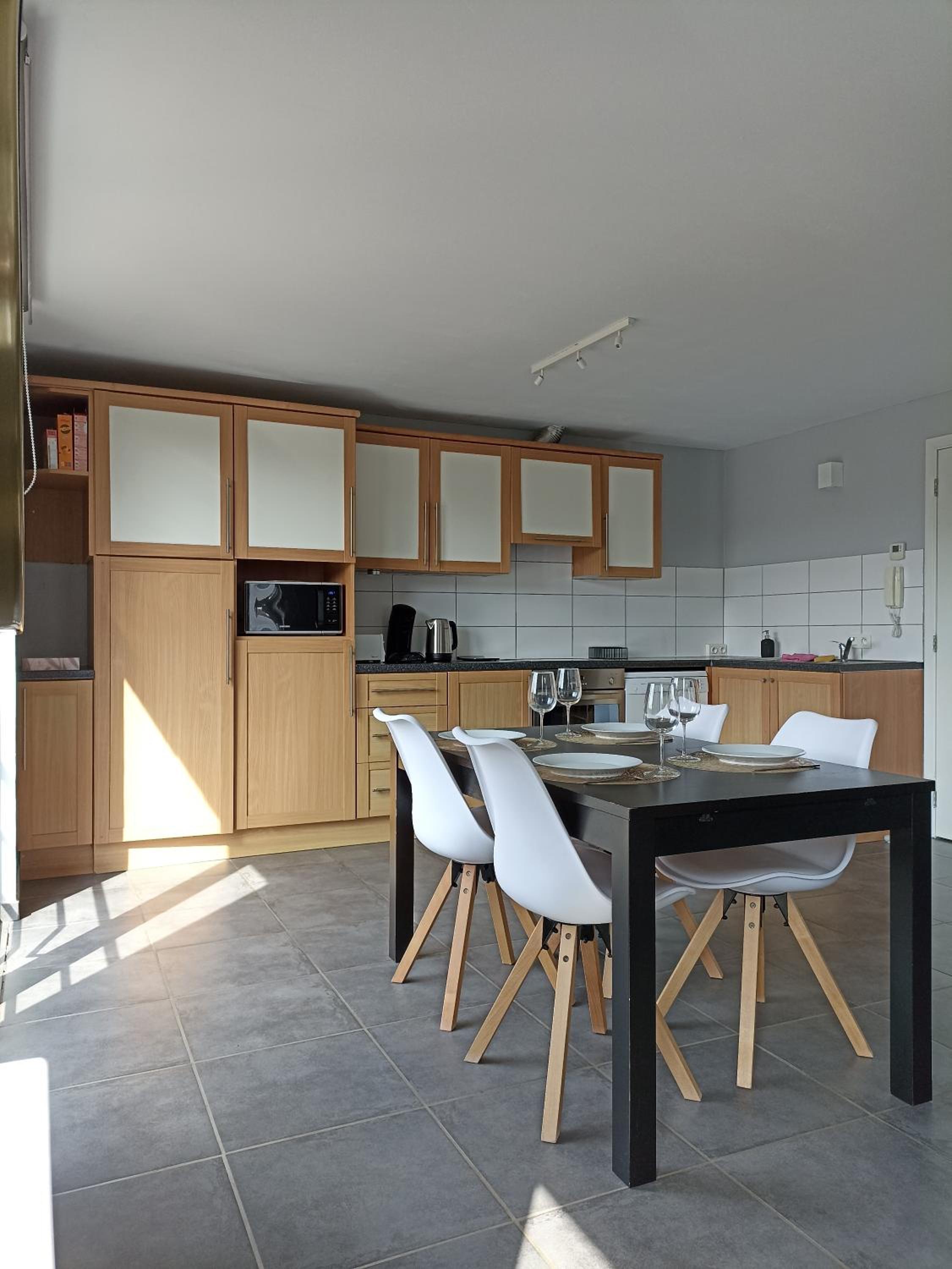 Two-Bedroom Apartment with City View photo 3