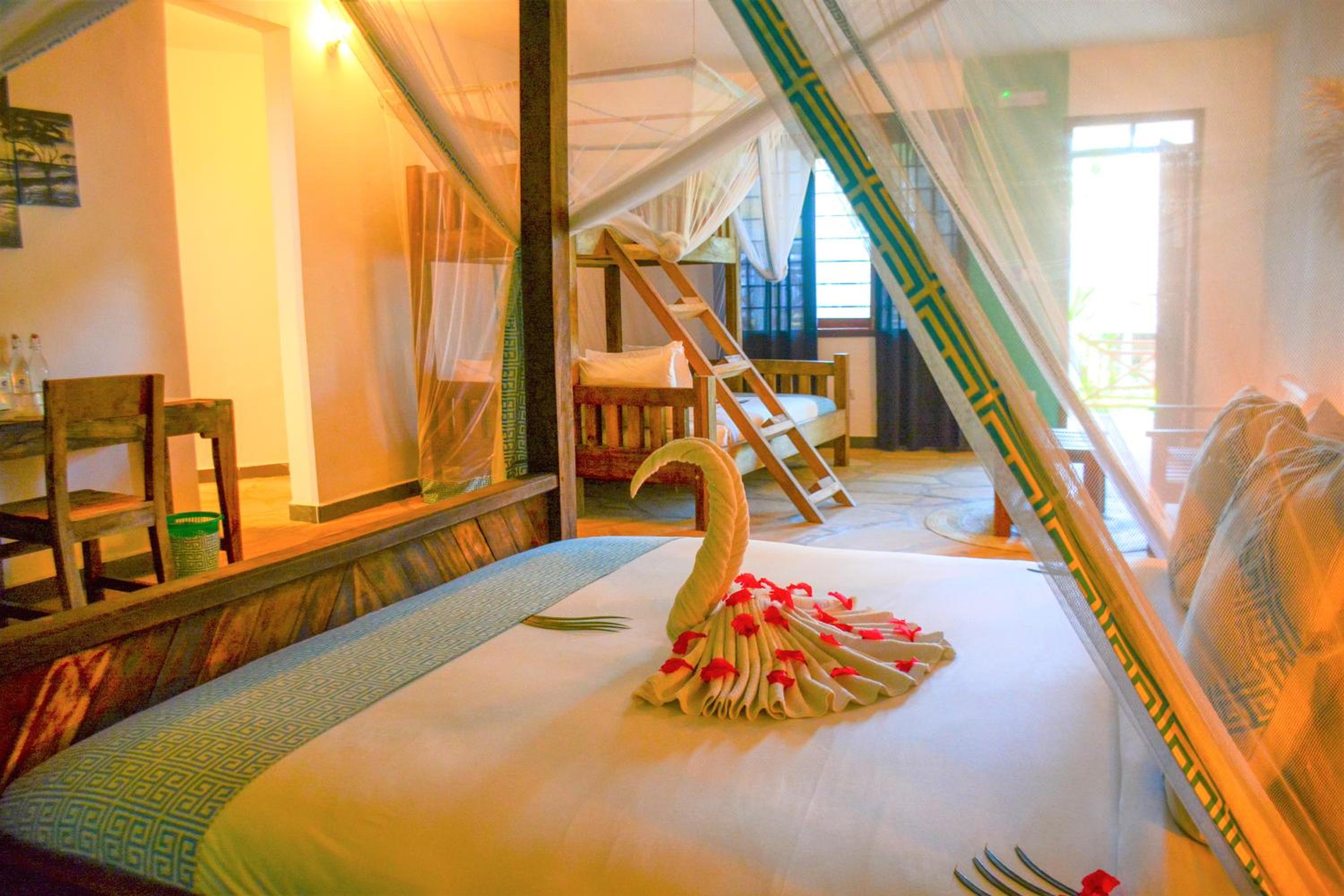 Suite Mangrove-Pool view family