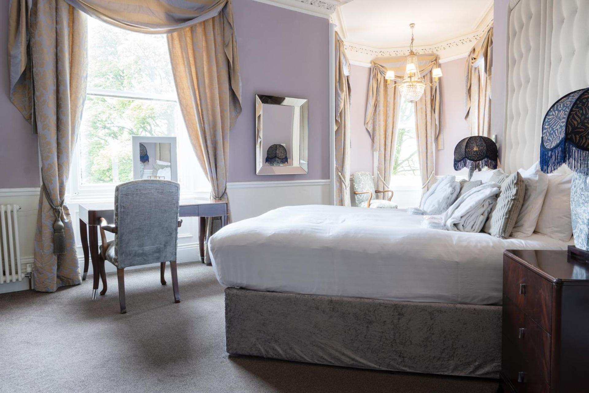 Suite - Photo 11