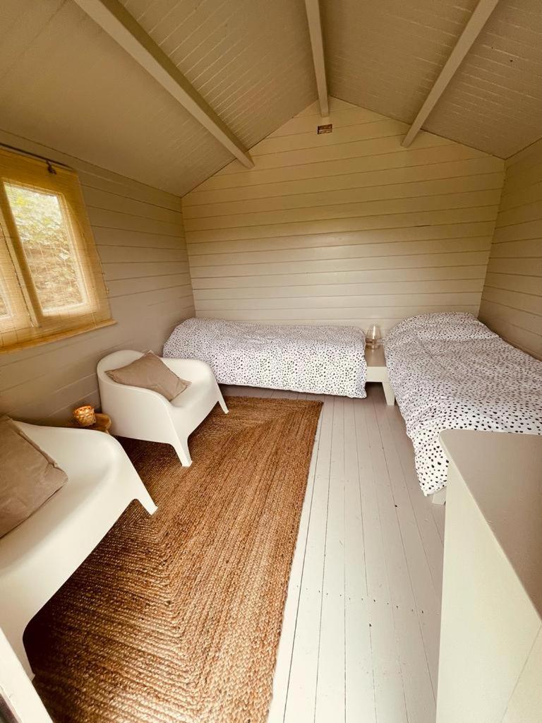 Cottage - Photo 2