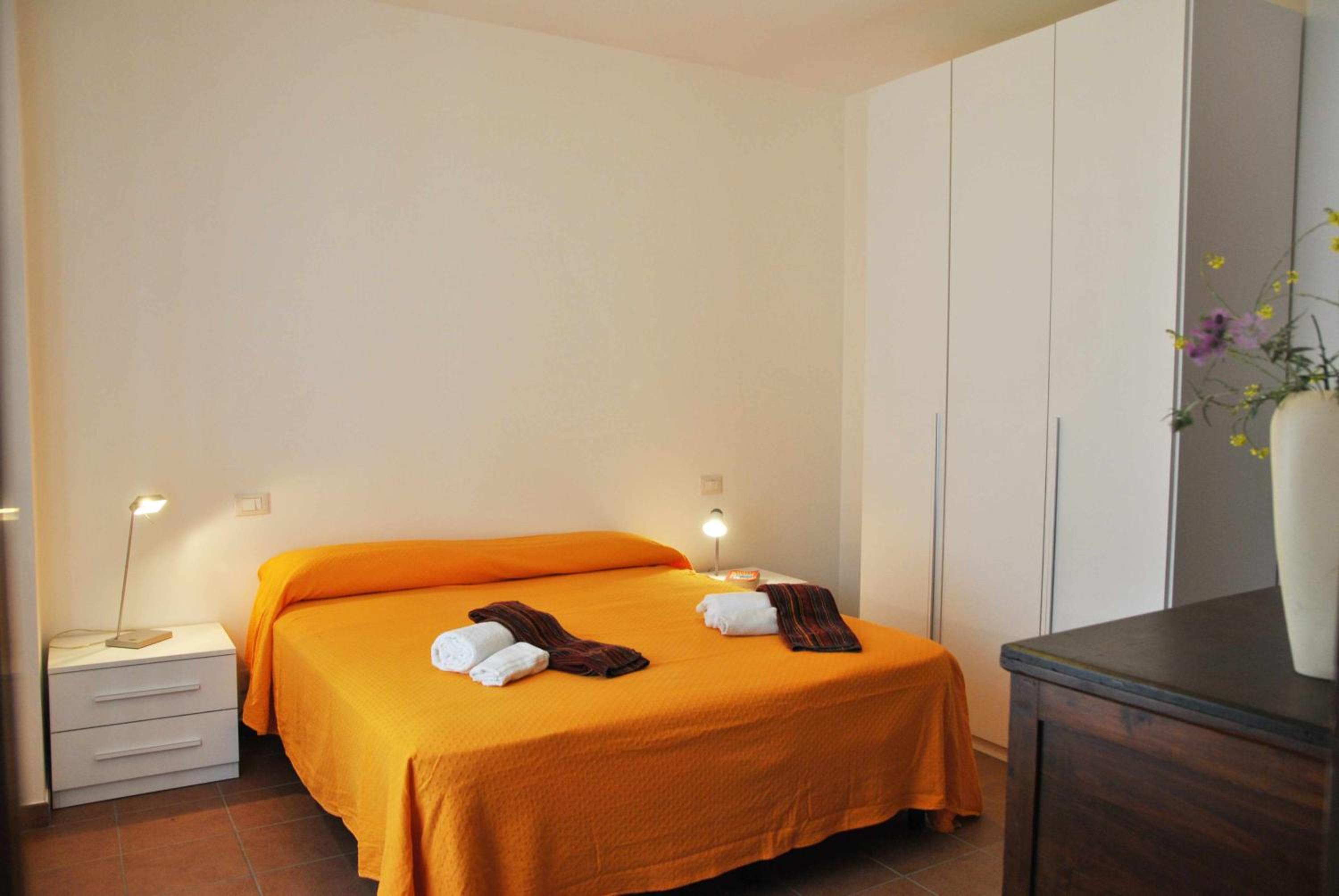 Two-Bedroom House - Photo 30