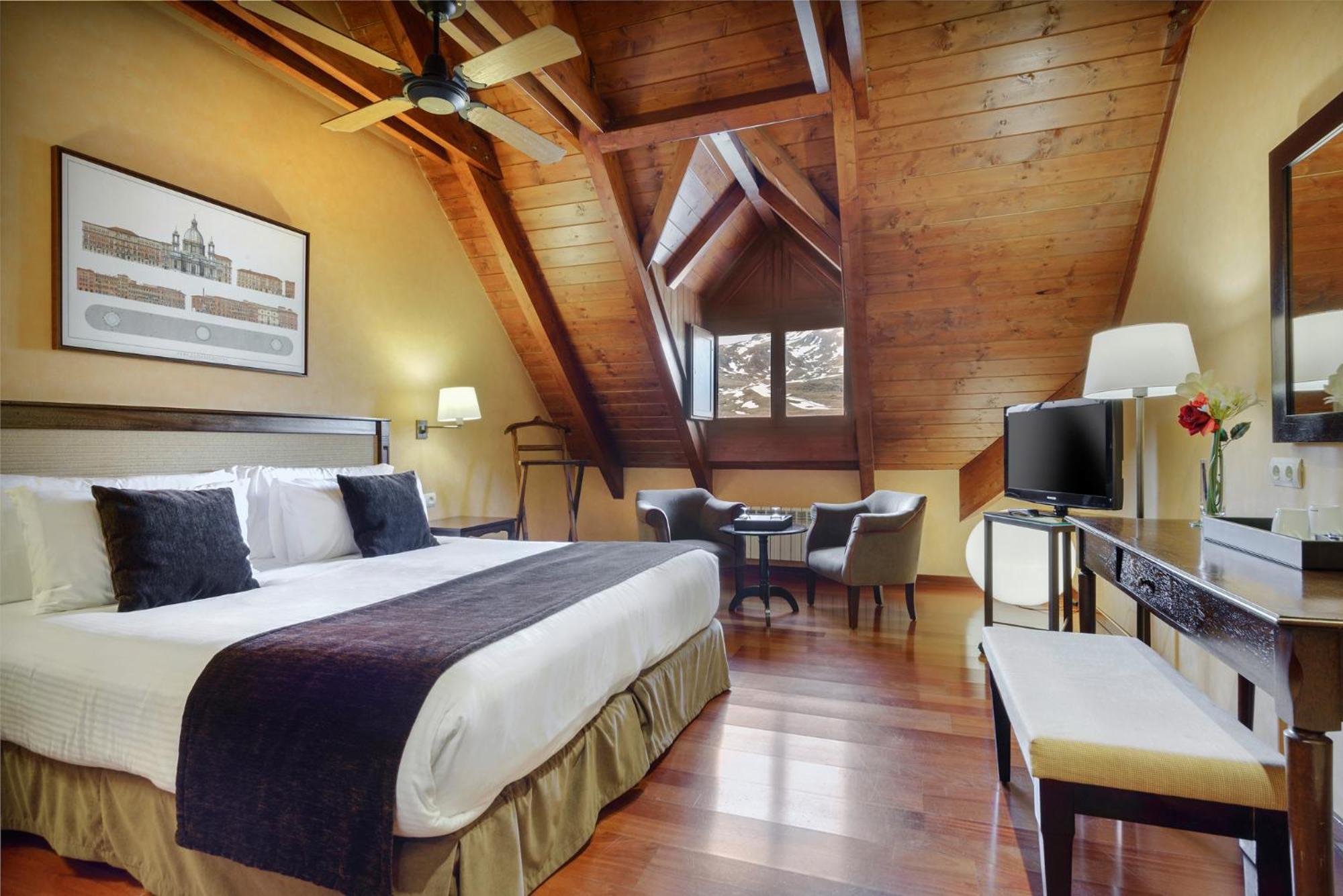 Superior Twin Room - Photo 1