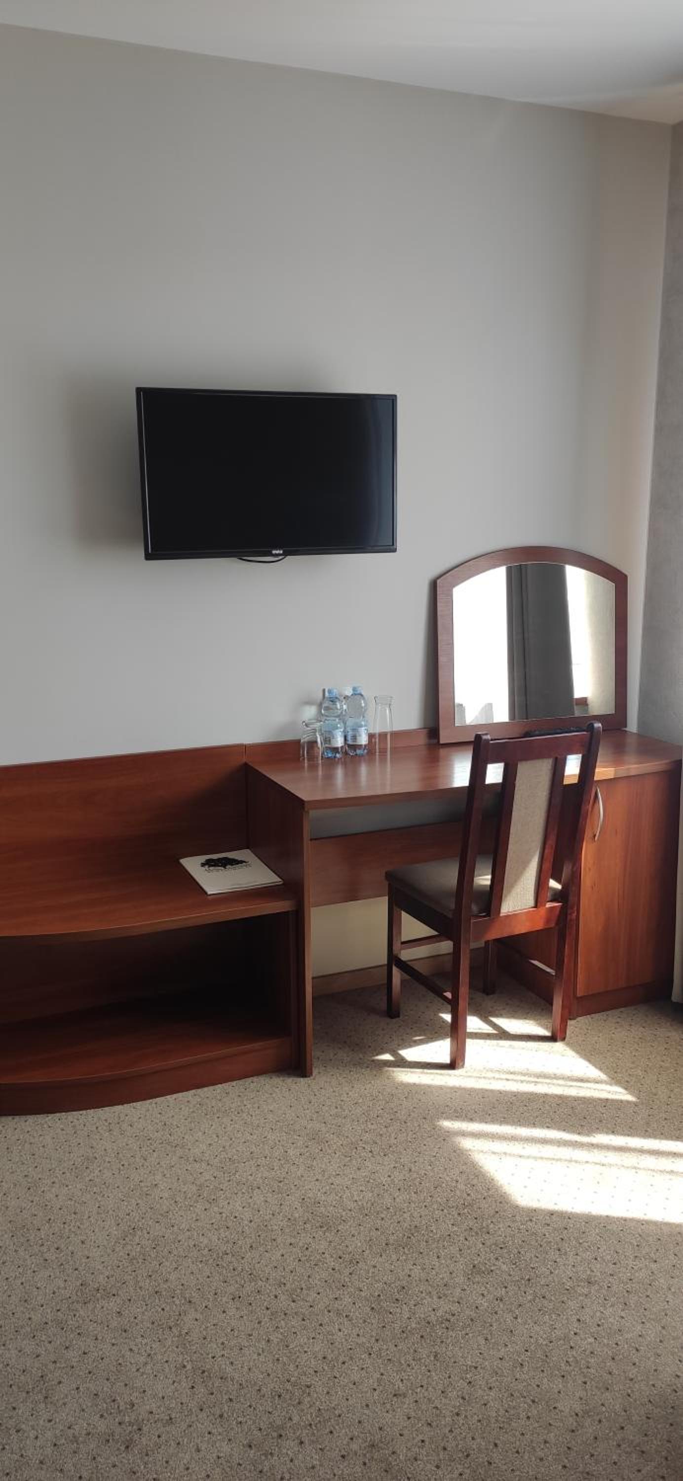 Double or Twin Room - Photo 2