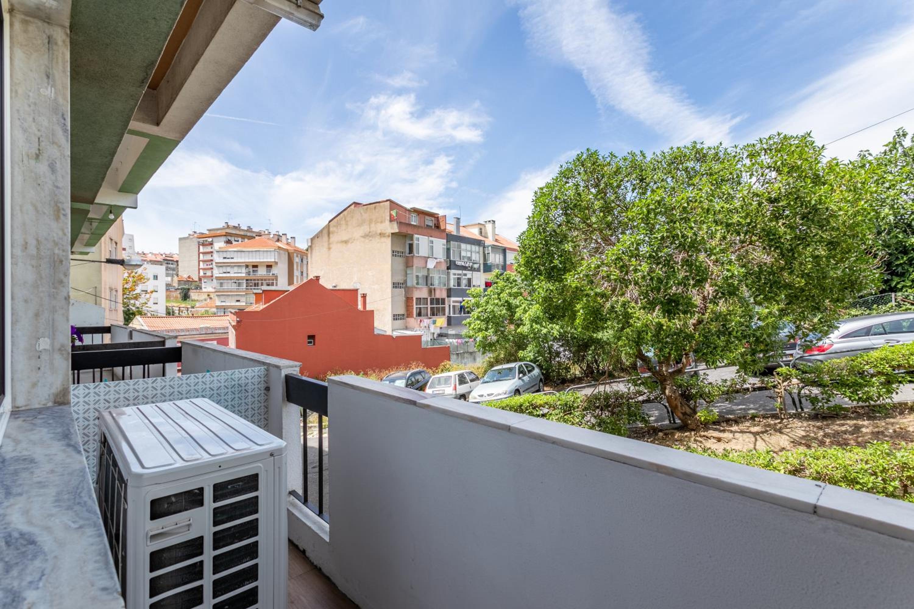 Studio with Balcony - Photo 10