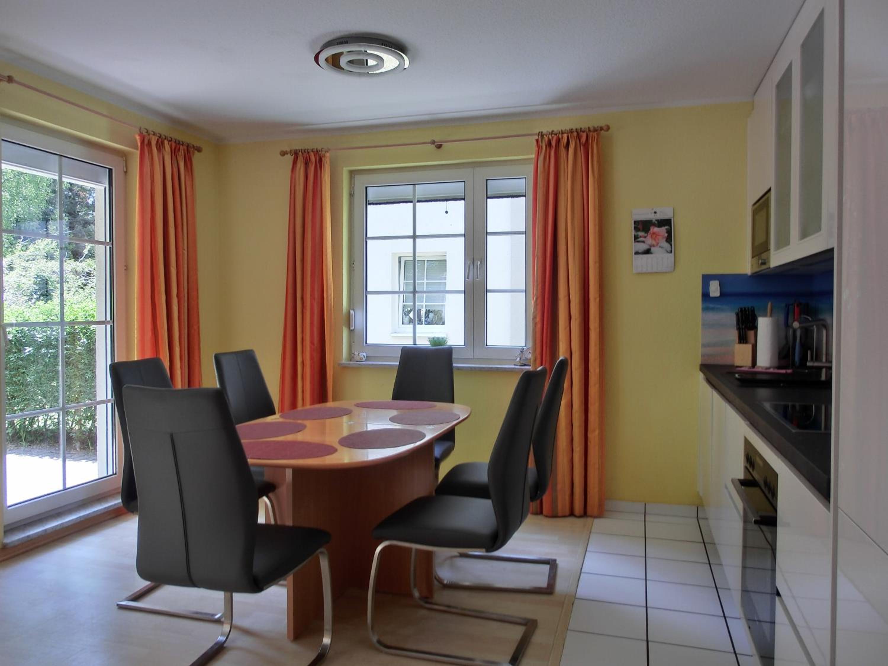 Apartment with Terrace photo 2