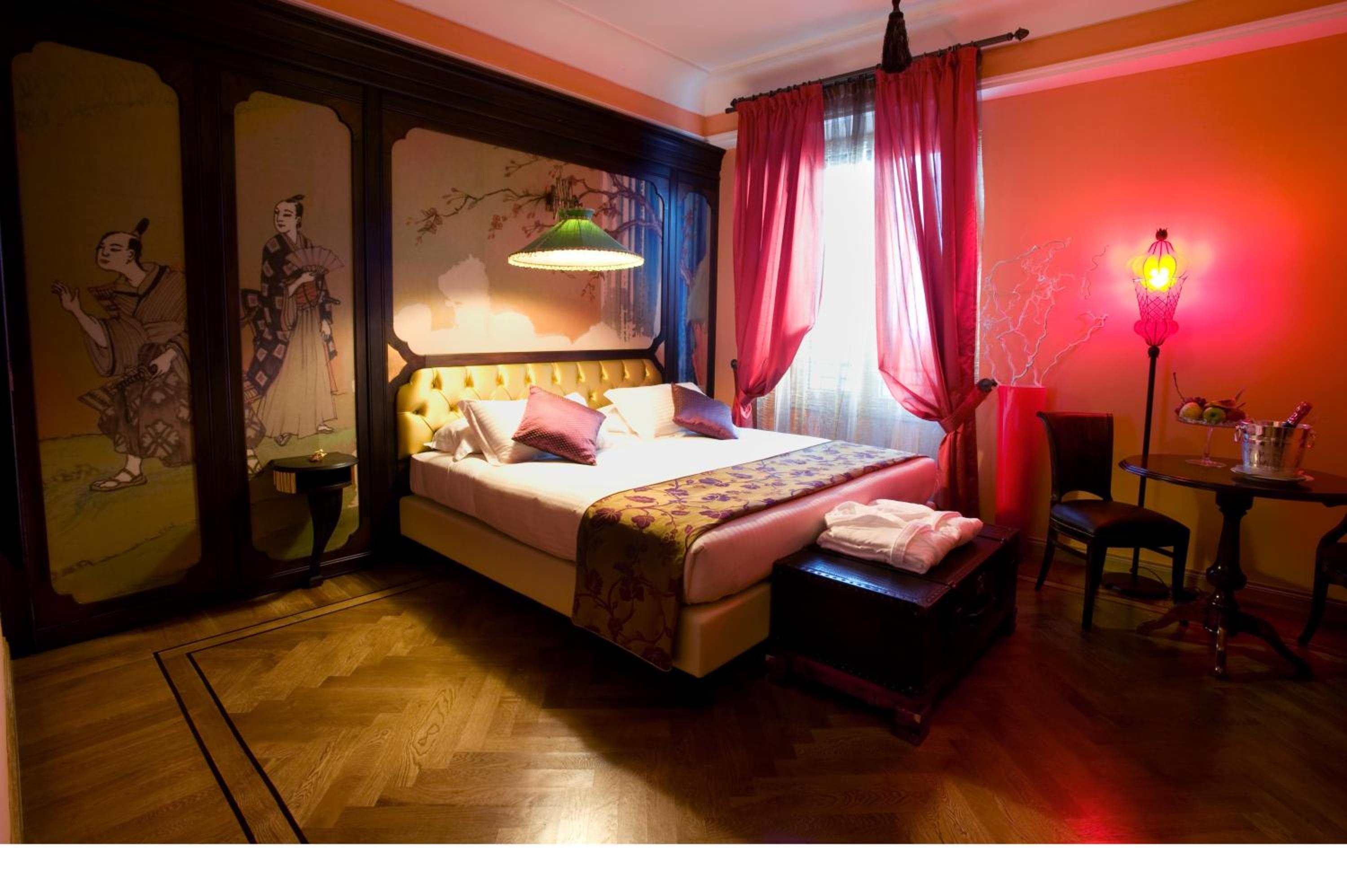 Suite thumbnail 6