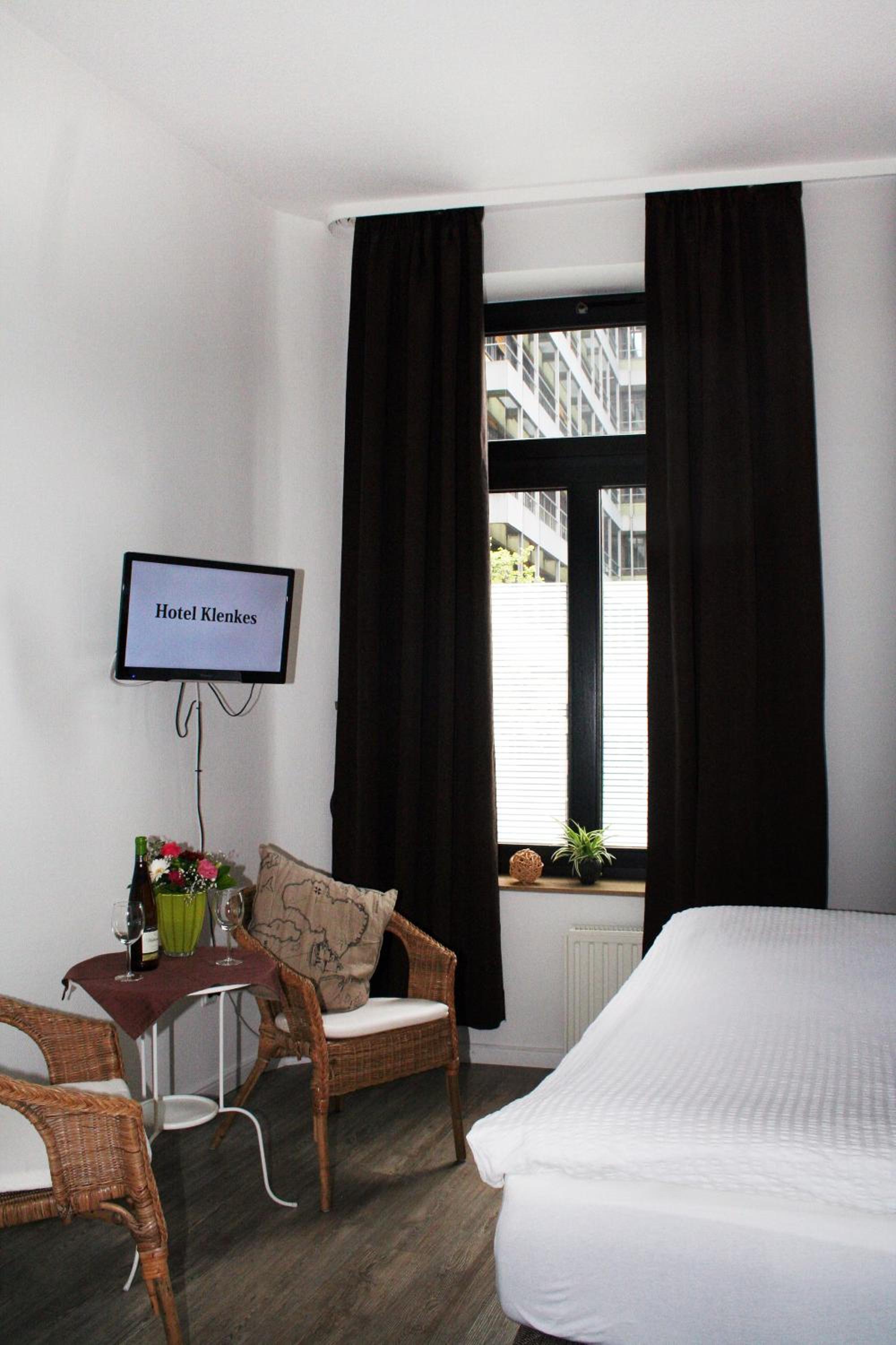 Double Room - Photo 19