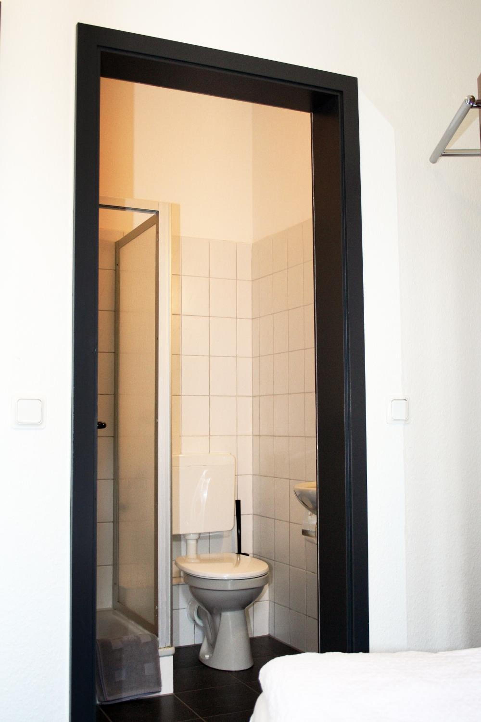 Single Room photo 3