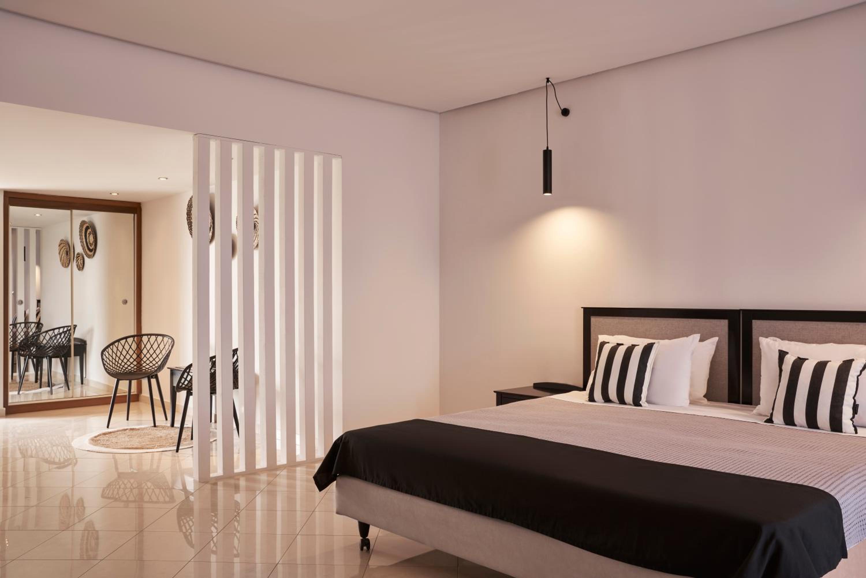 Master Suite with Sea and Poros Town View - Photo 4