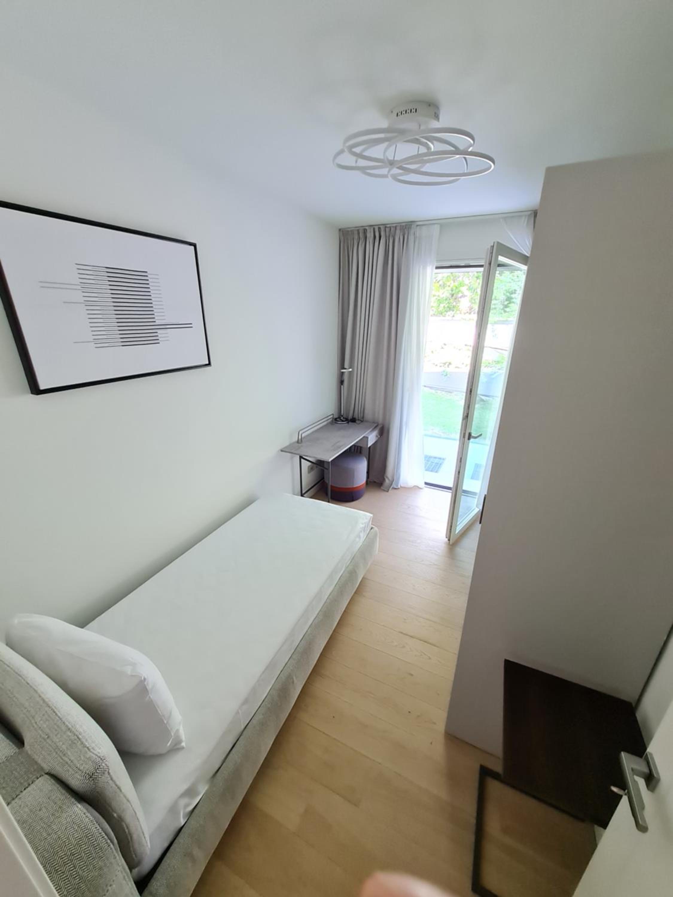 Apartment - Ground Floor photo 3