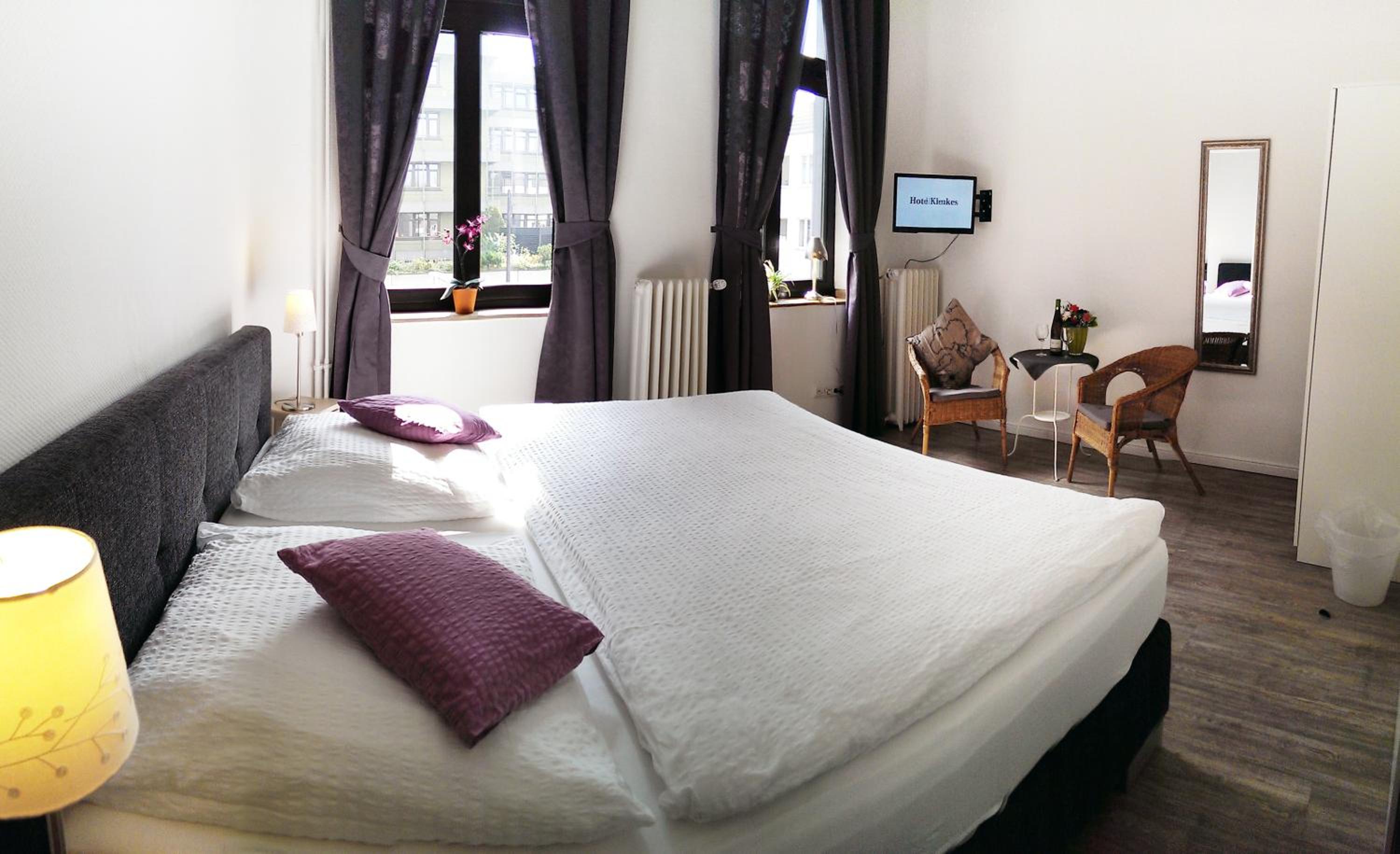 Double Room - Photo 13