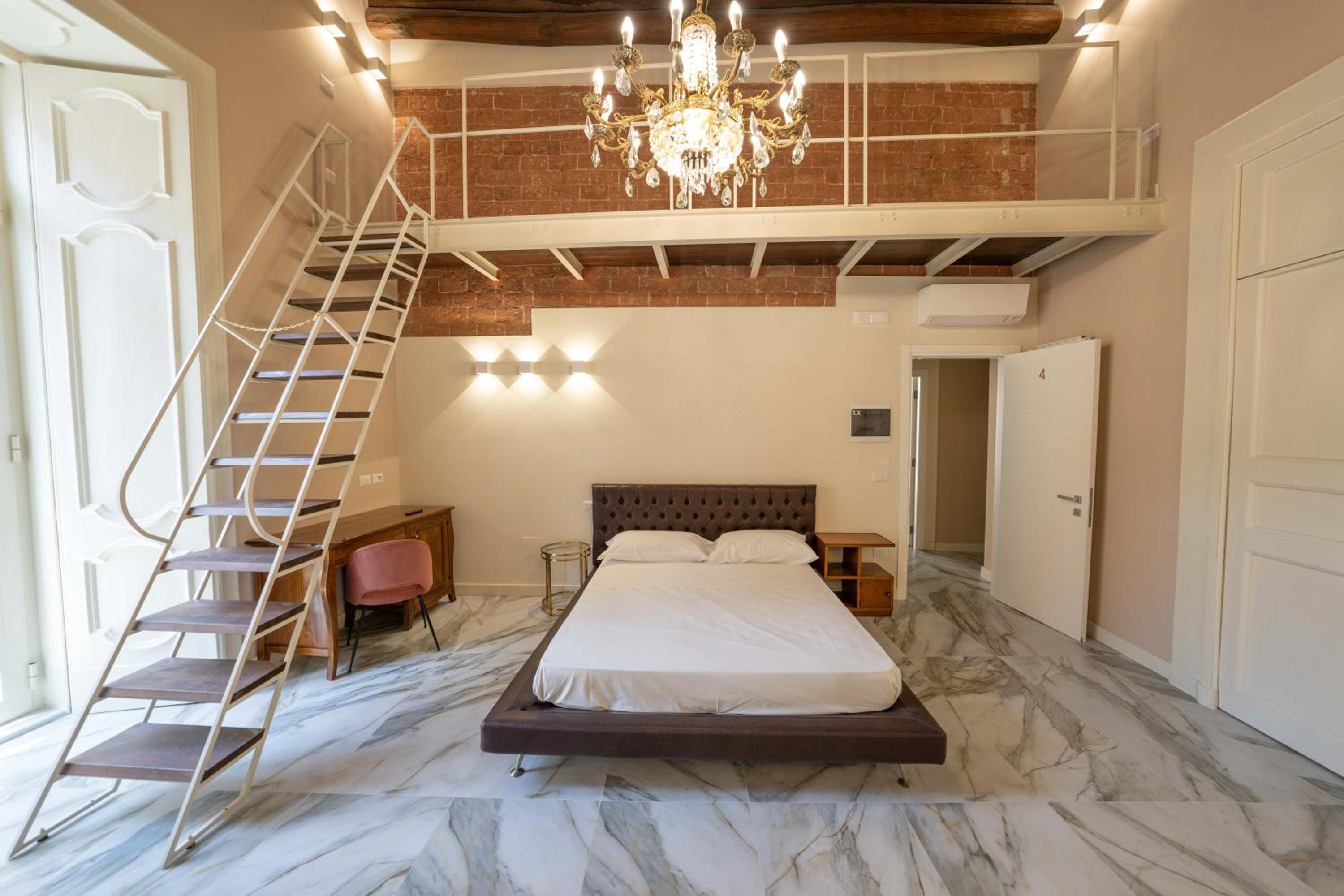 Triple Room with Balcony