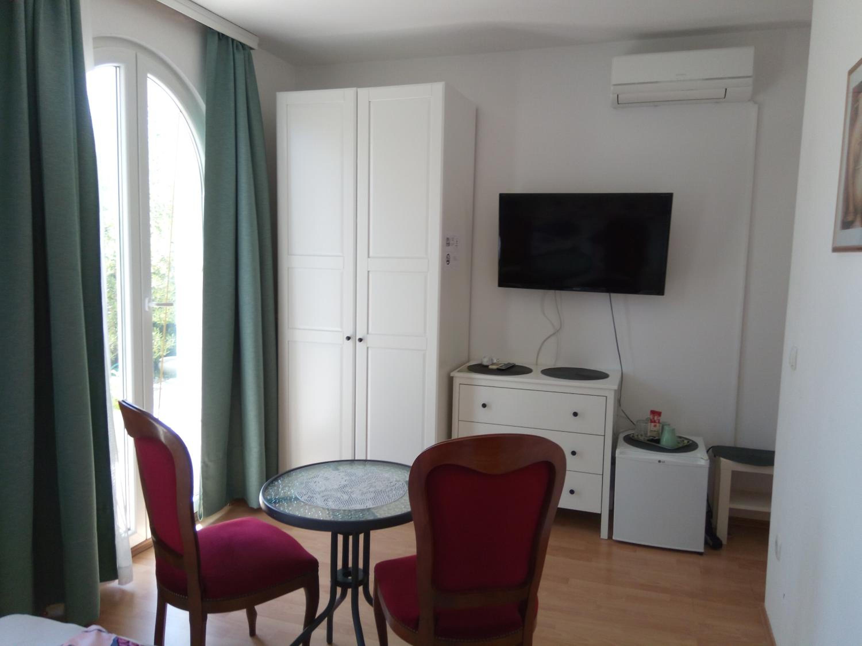 Comfort Double Room with Terrace photo 2