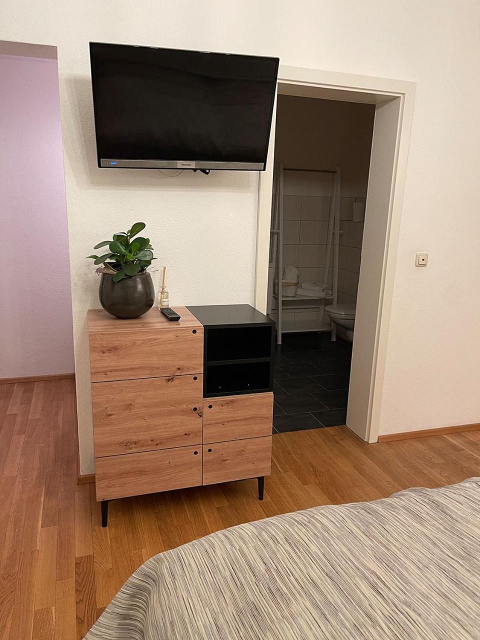 Double Room - Photo 5