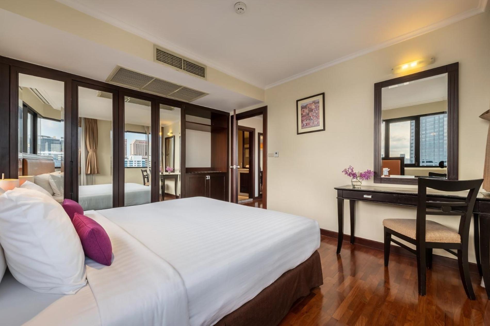 Executive Room (Guaranteed High Floor 23f-26f) photo 2