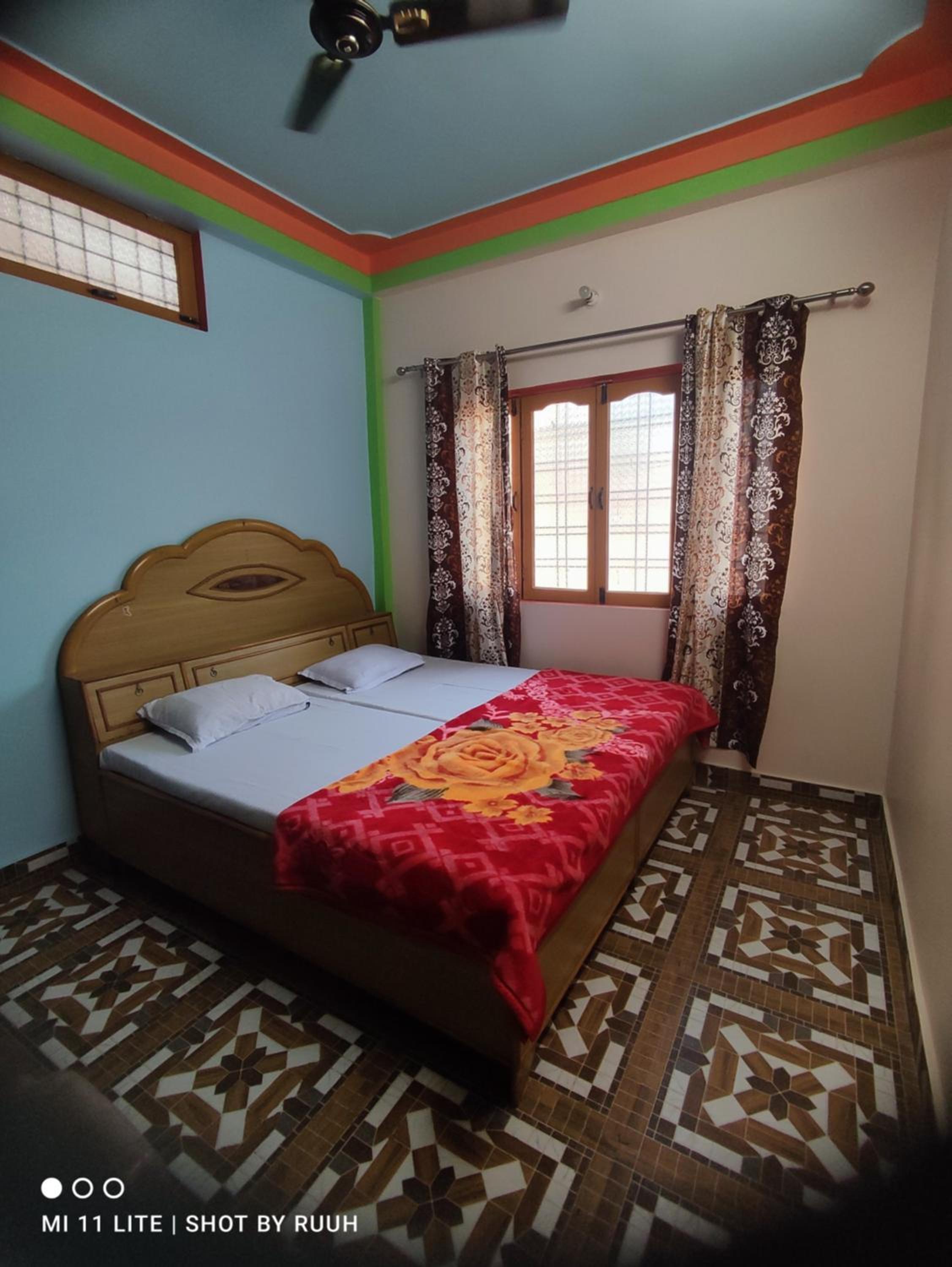 Quadruple Room with Shared Bathroom photo 2