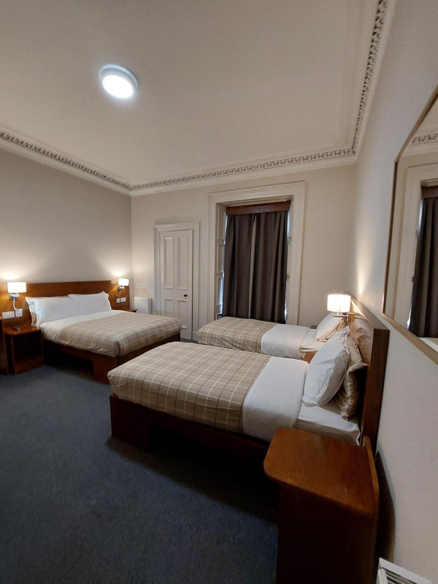 Edinburgh House Hotel — photo 96