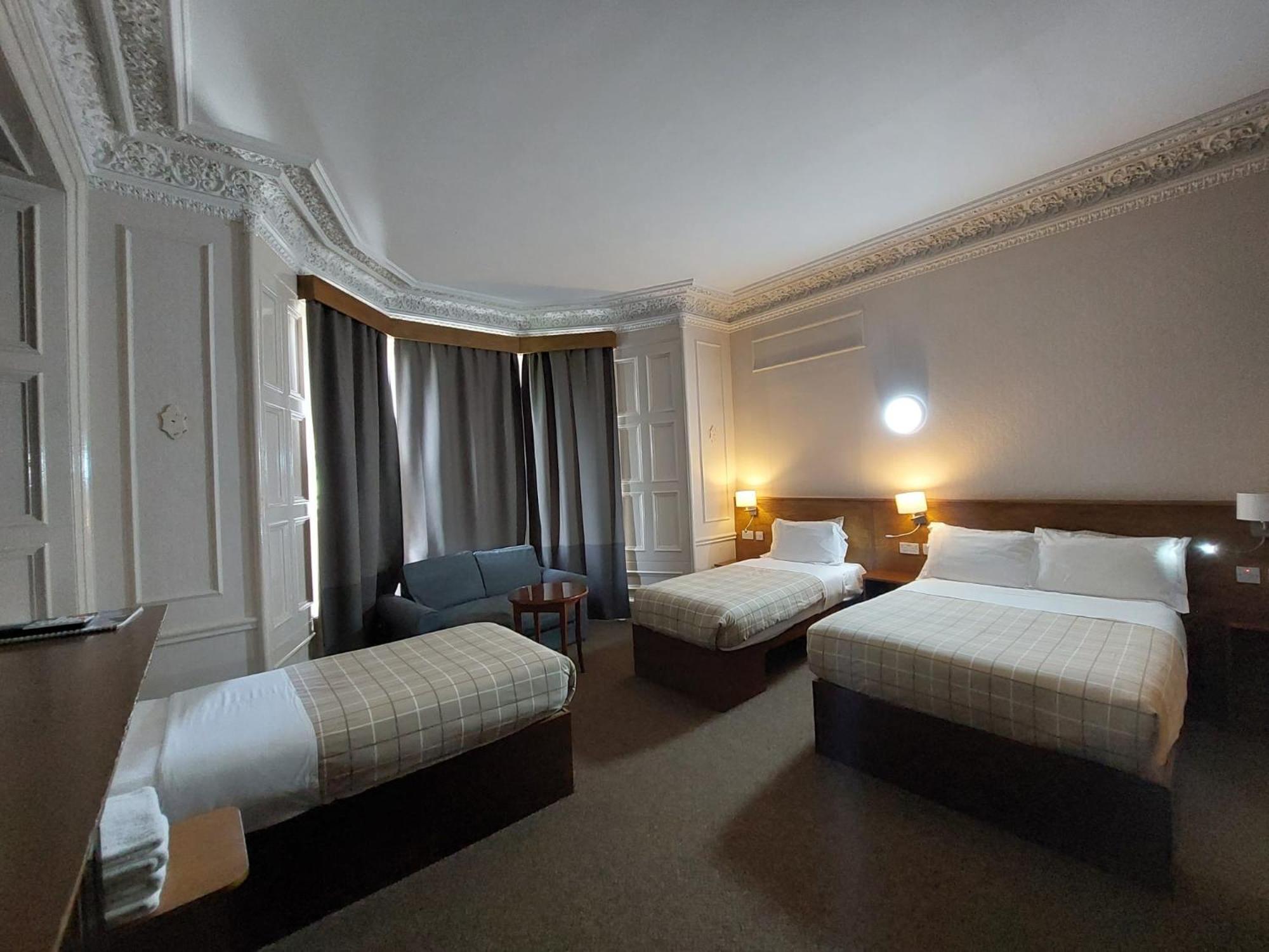 Edinburgh House Hotel — photo 105