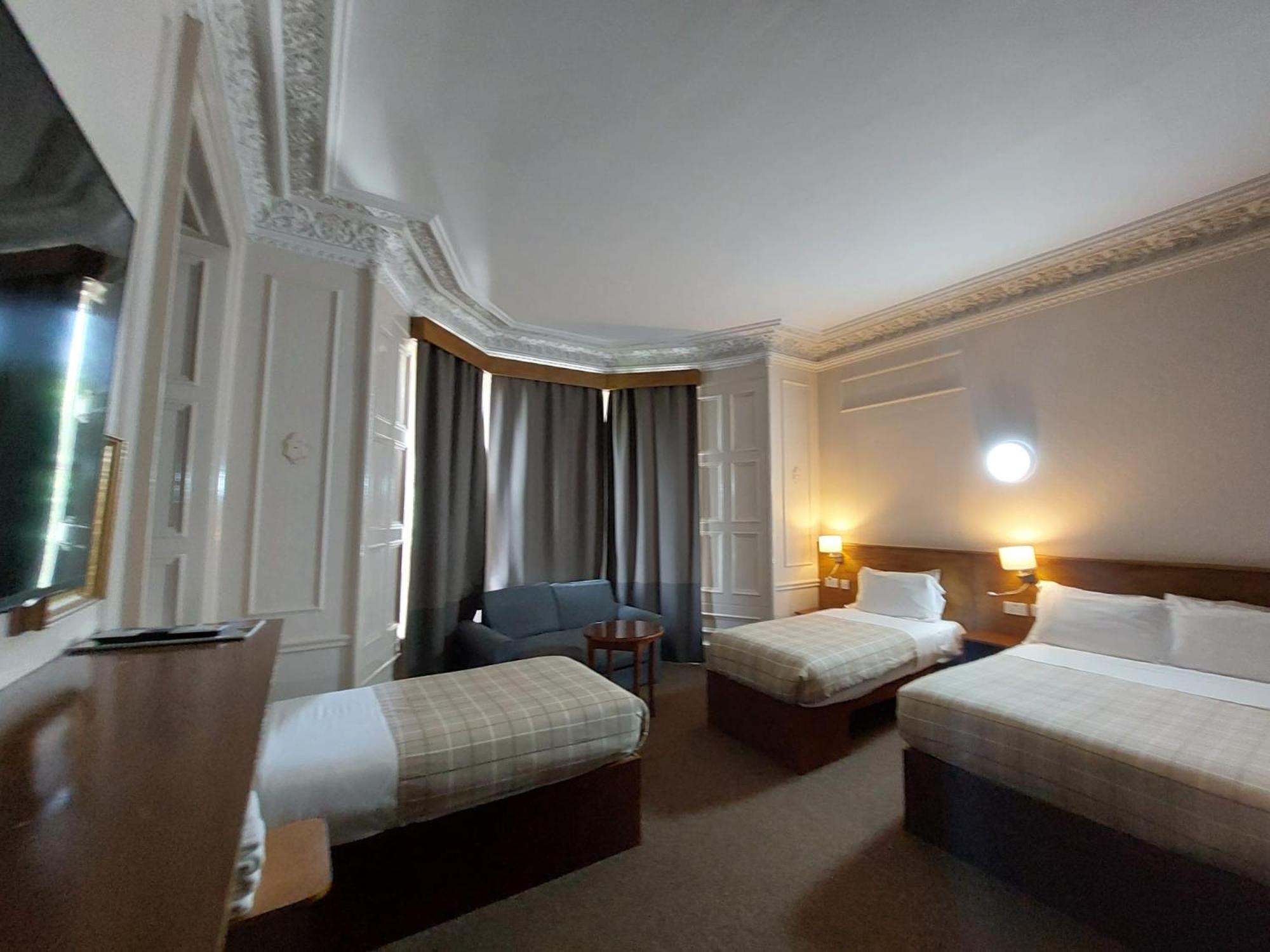 Edinburgh House Hotel — photo 108