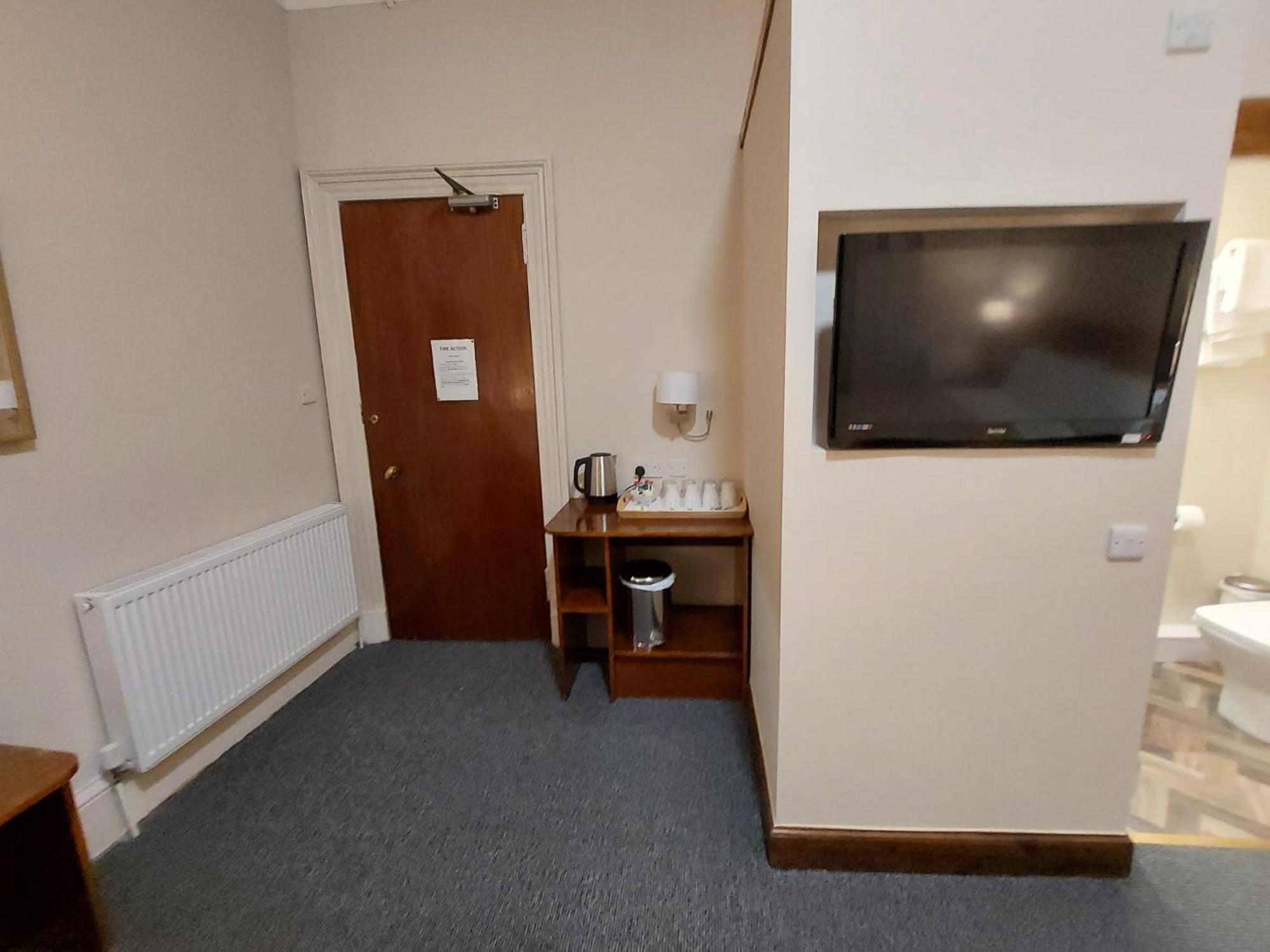 Edinburgh House Hotel — photo 102