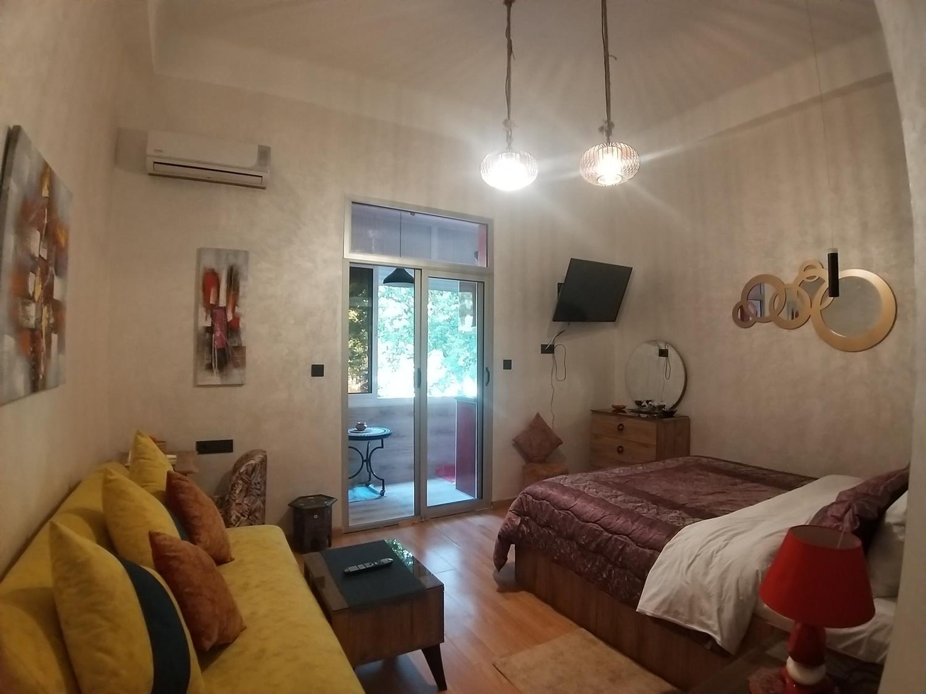 One-Bedroom Apartment - Photo 29