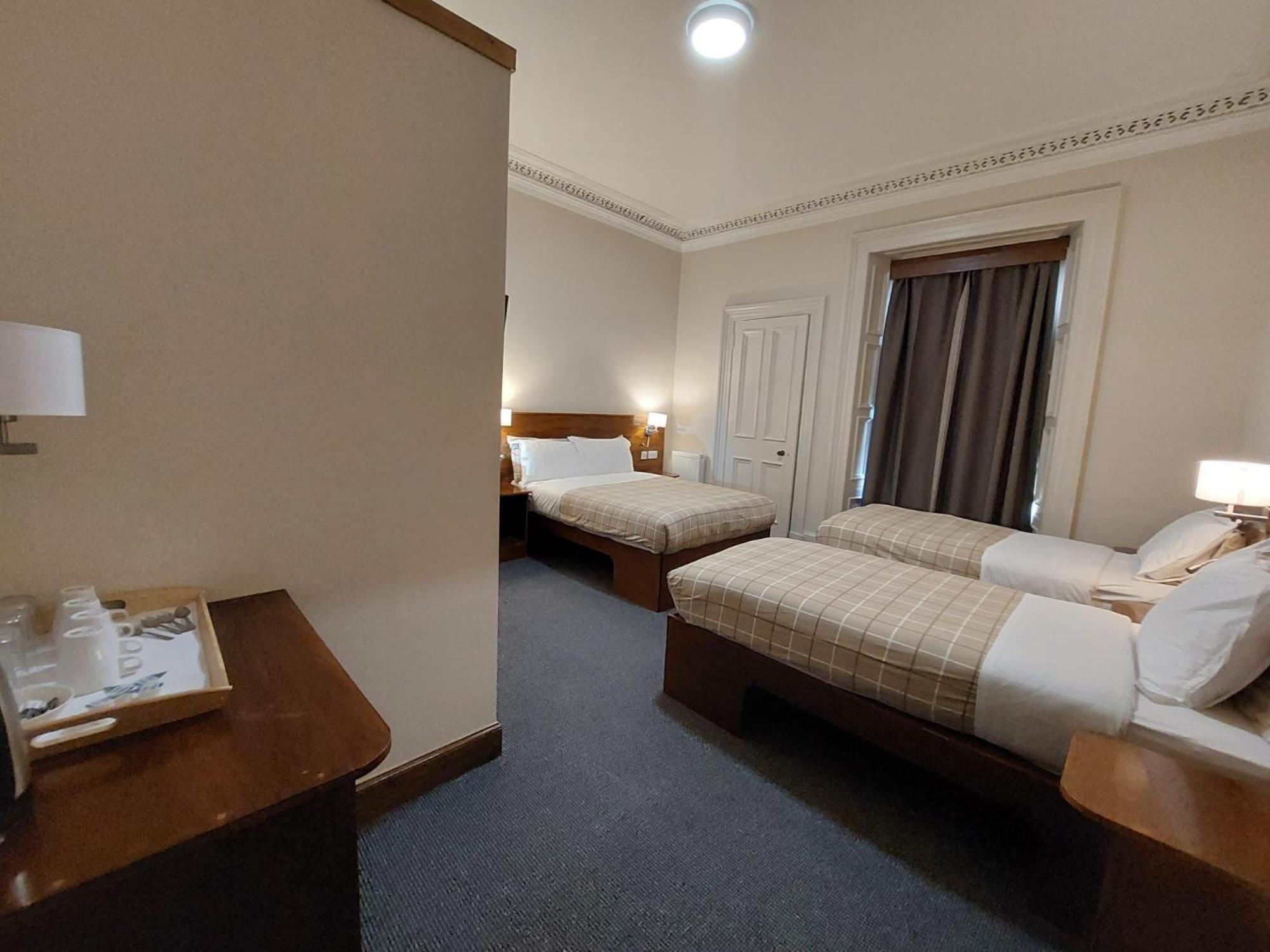 Edinburgh House Hotel — photo 100