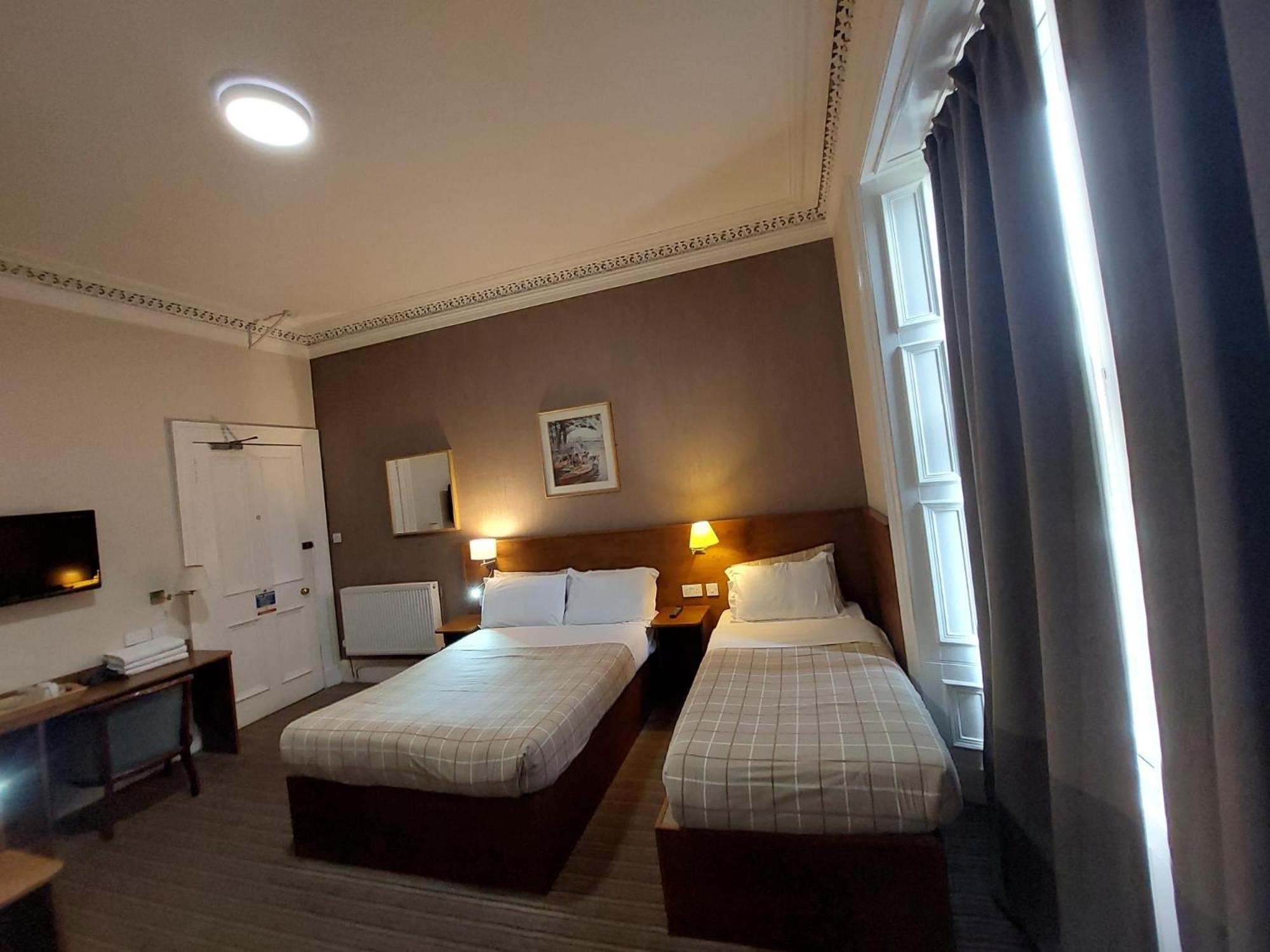 Edinburgh House Hotel — photo 99