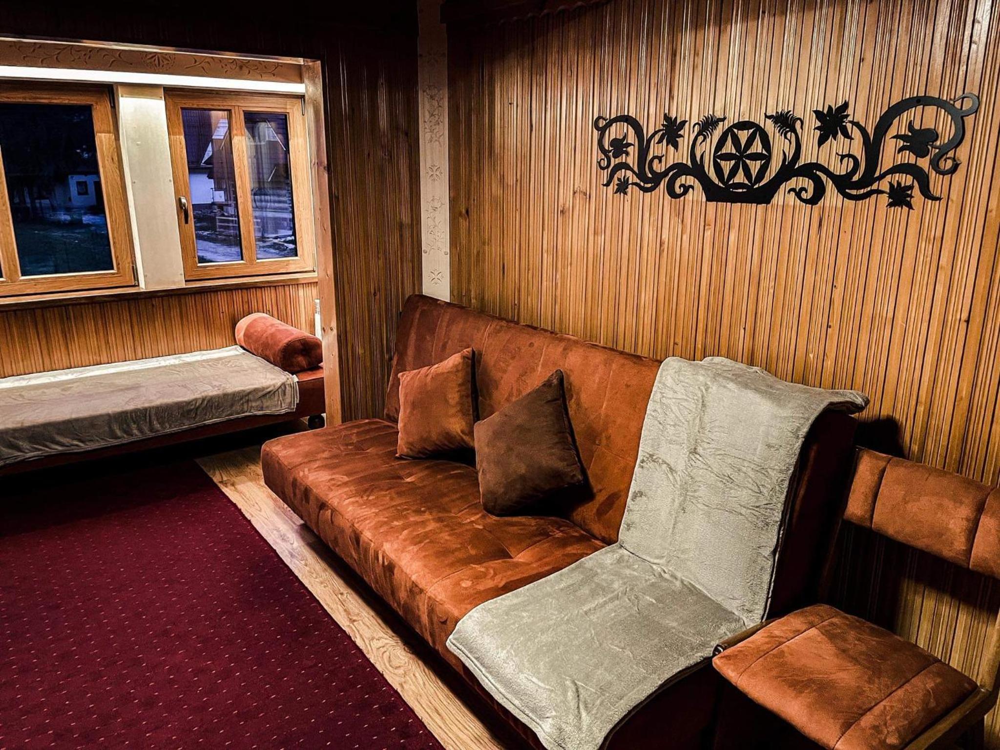Economy Triple Room