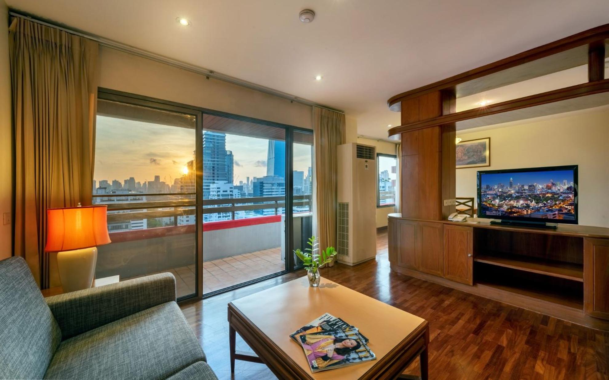 One-Bedroom Apartment