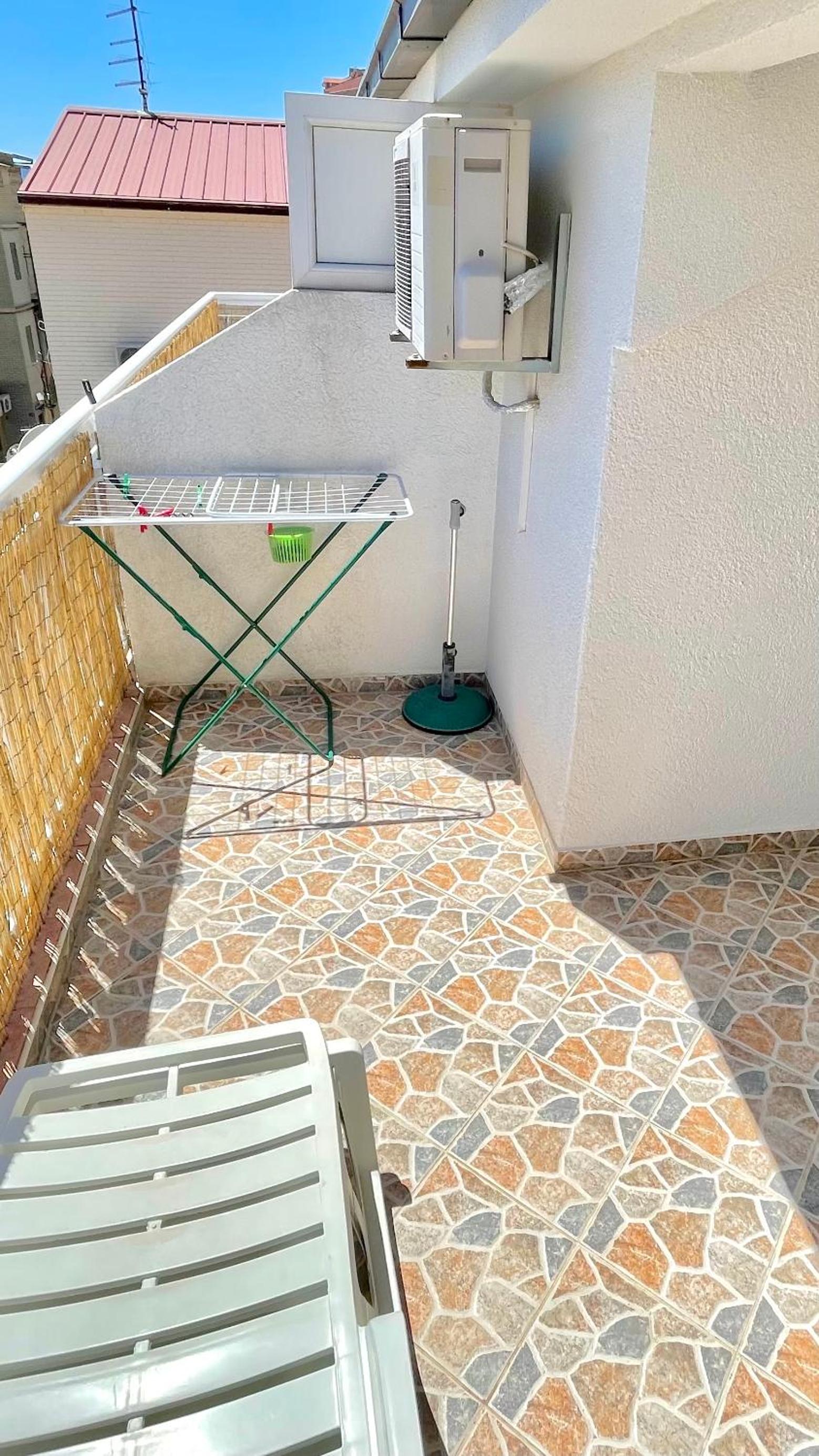 Studio with Balcony photo 2
