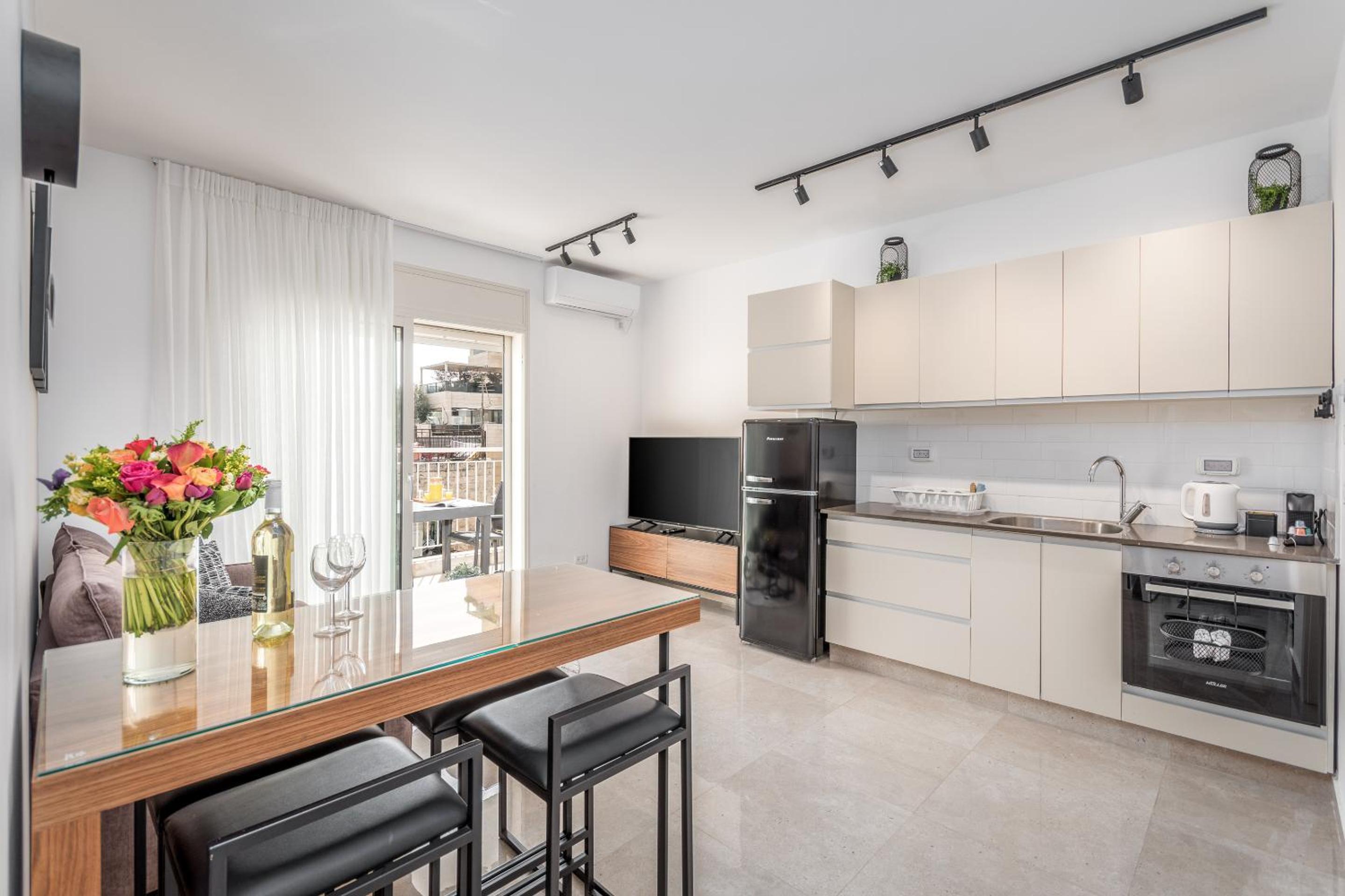 Apartment with Terrace photo 2