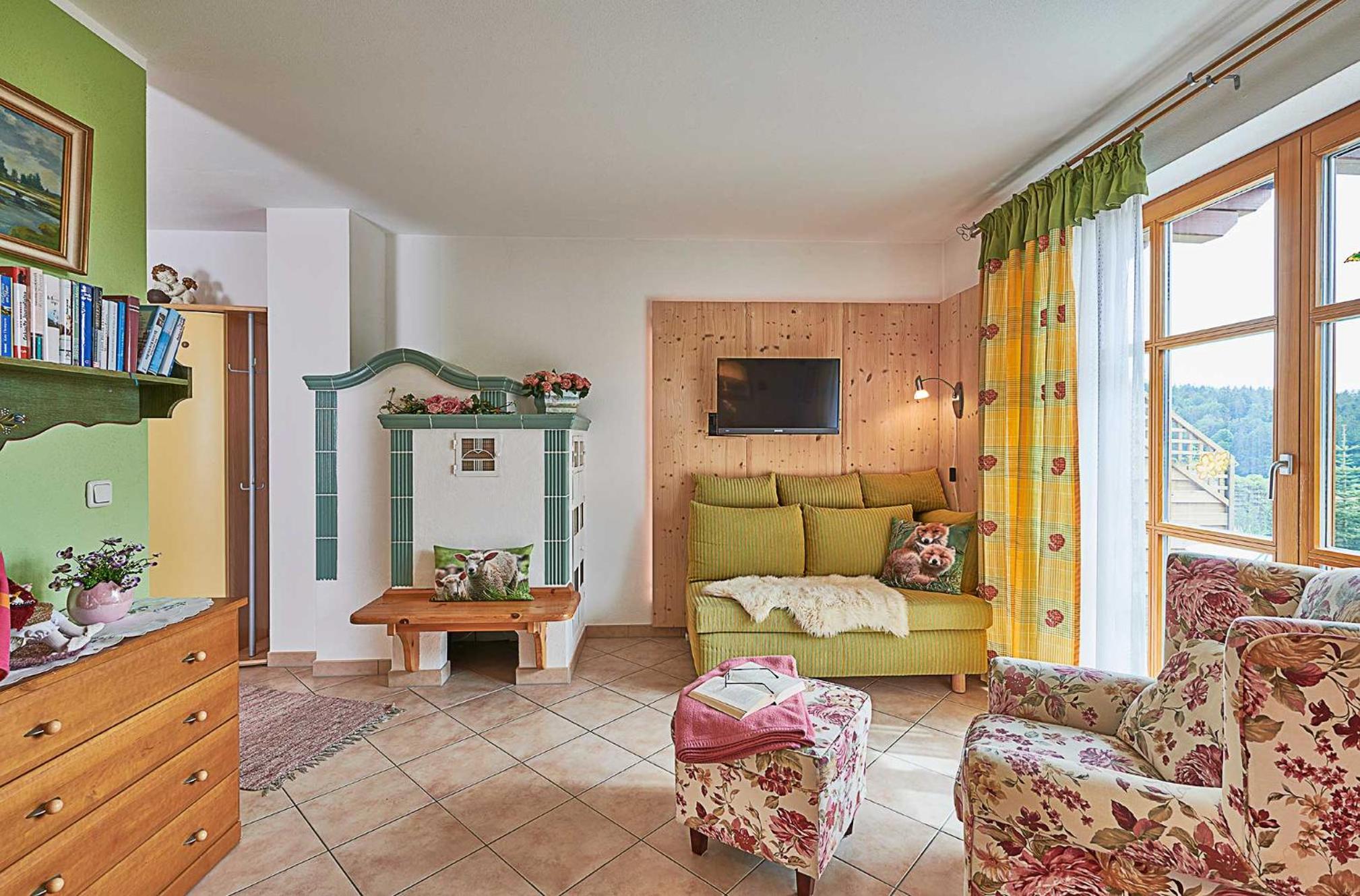 One-Bedroom Apartment with Terrace photo 1