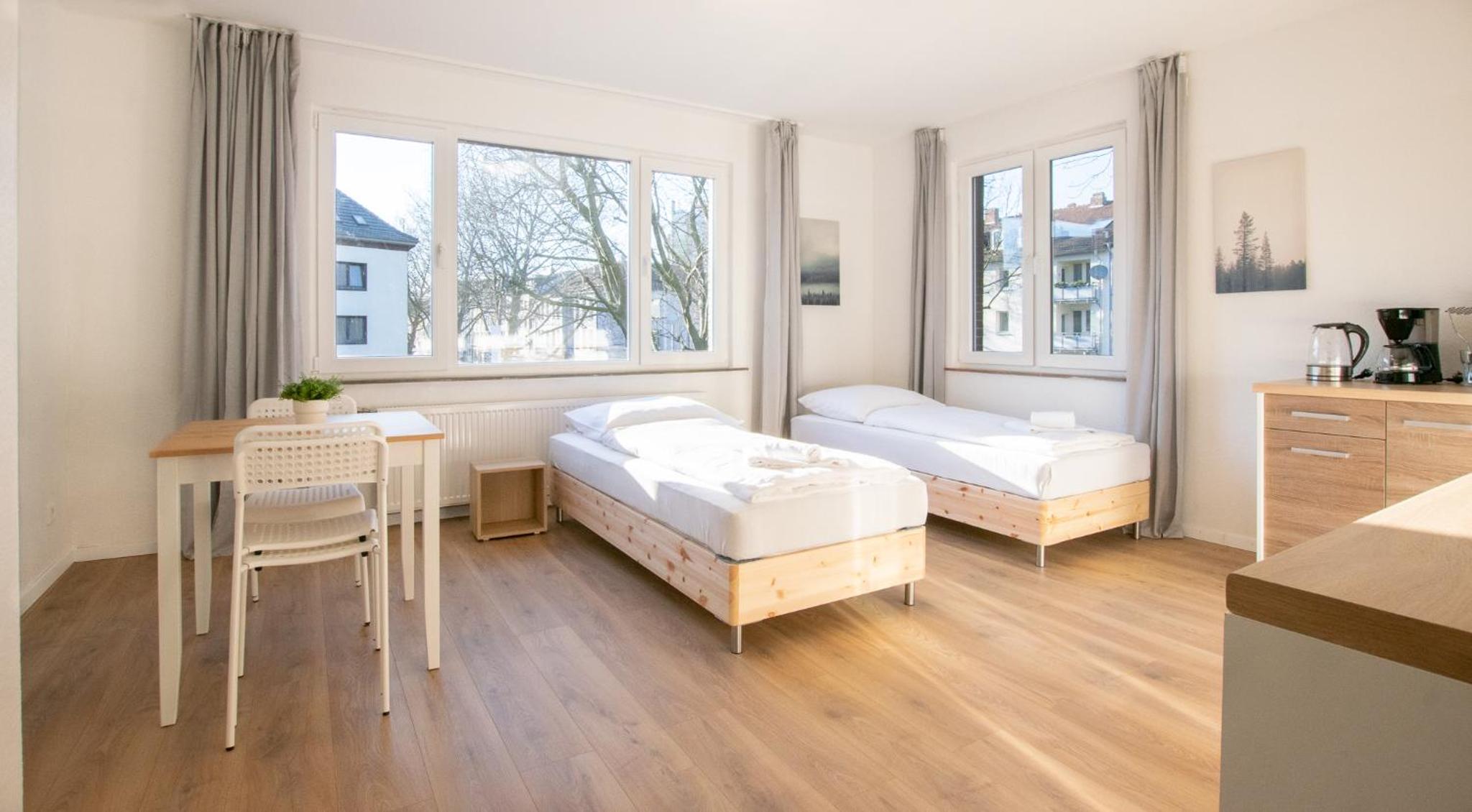 Studio Apartment - Photo 12