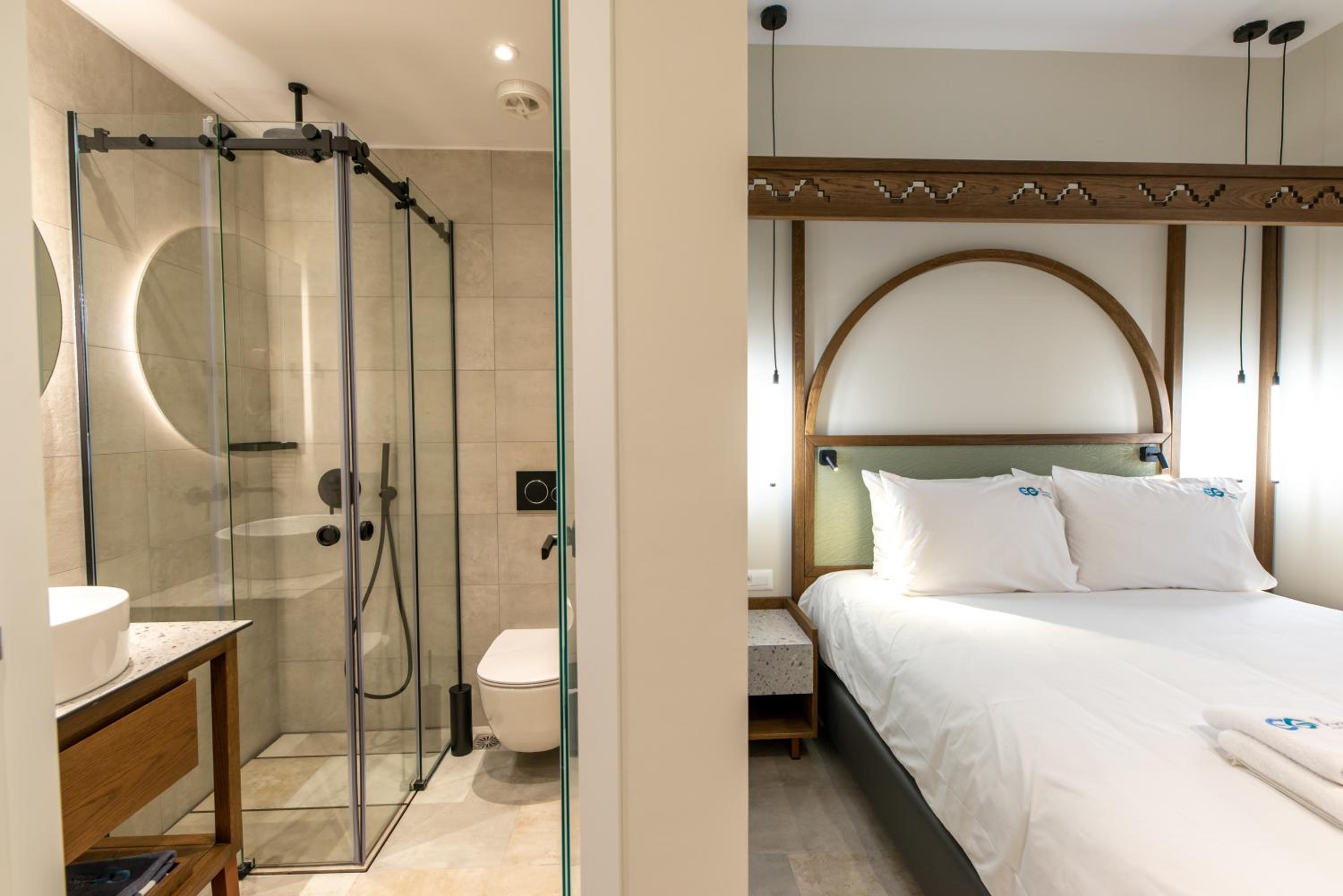 Double Room - Interior - Photo 1