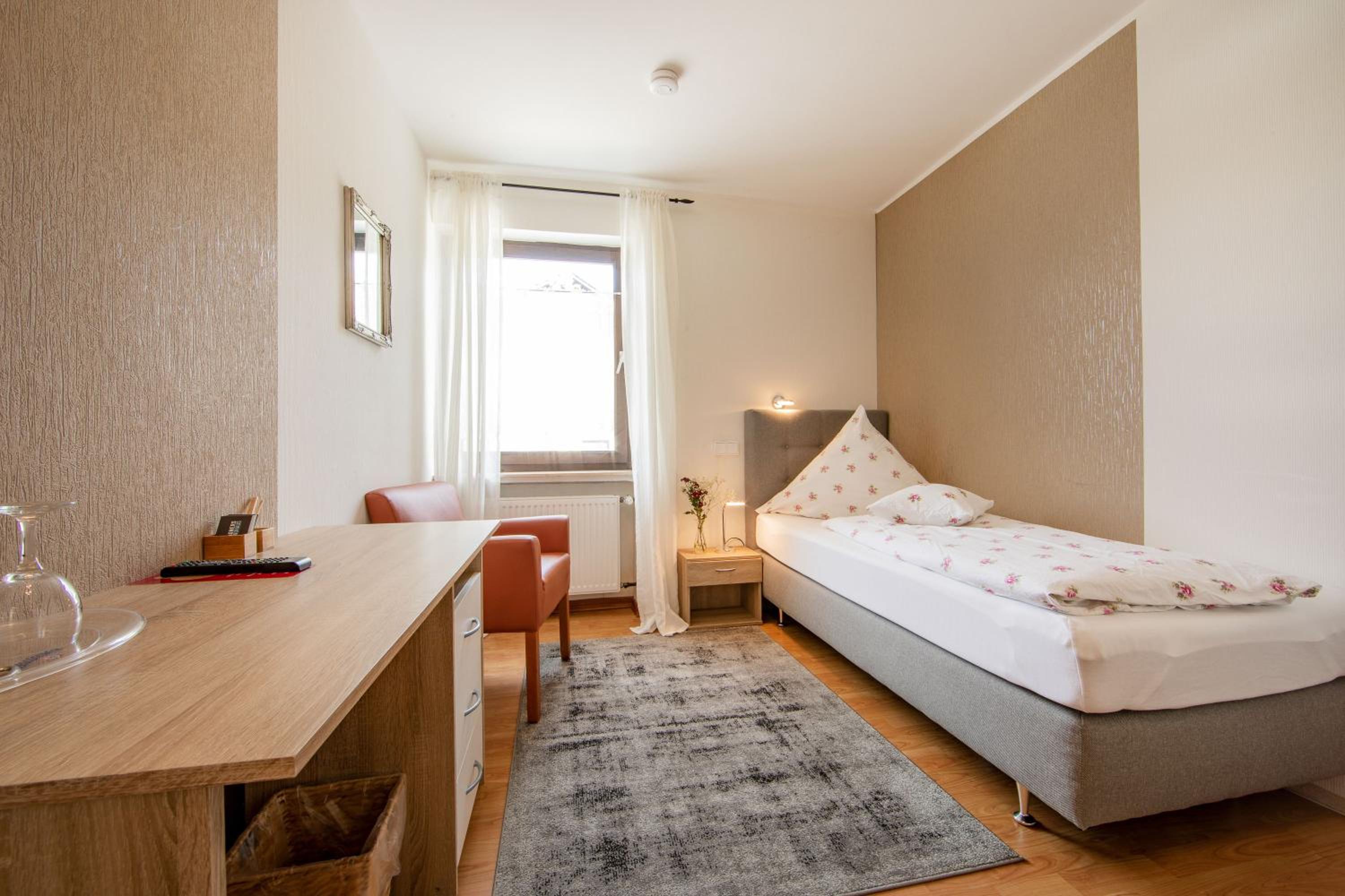 Budget Single Room
