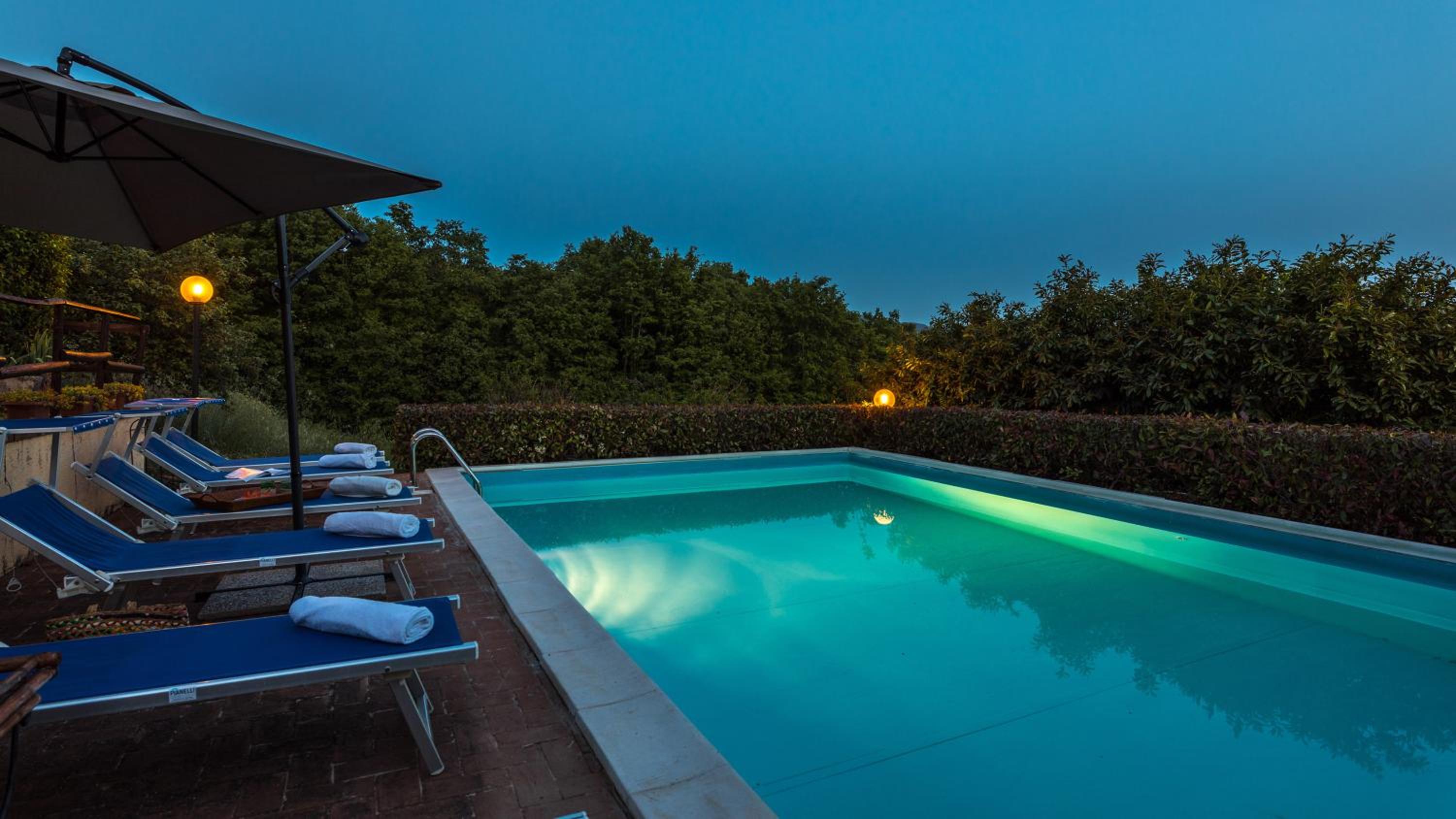 Three-Bedroom Villa photo 2
